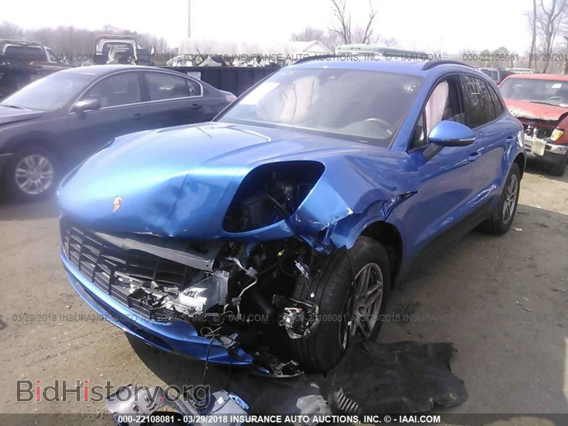2017 Porsche Macan - VIN: WP1AA2A55HLB81791 - Photo 2