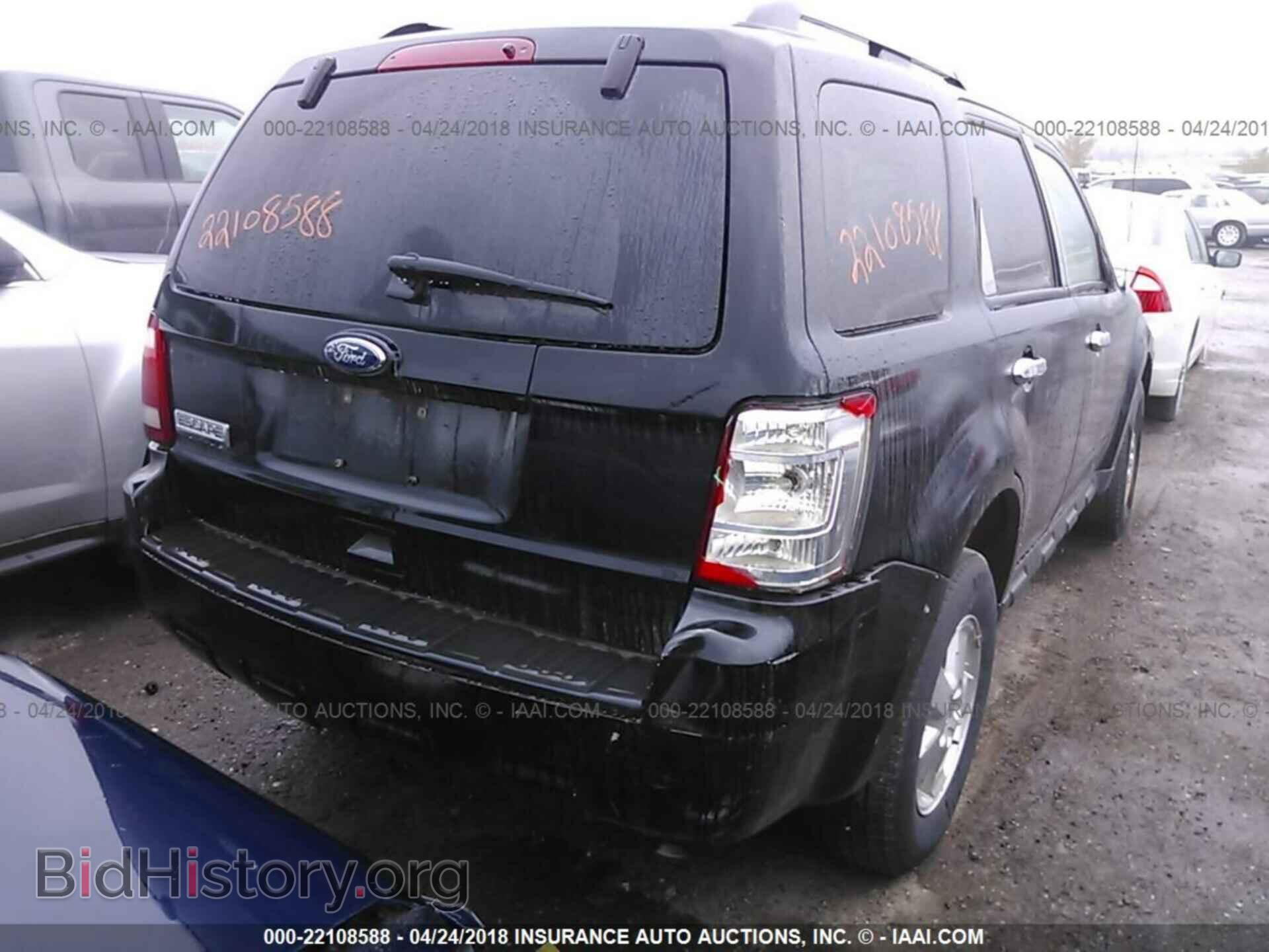 2011 Ford Escape - VIN: 1FMCU0D75BKA06954 - Фото 4