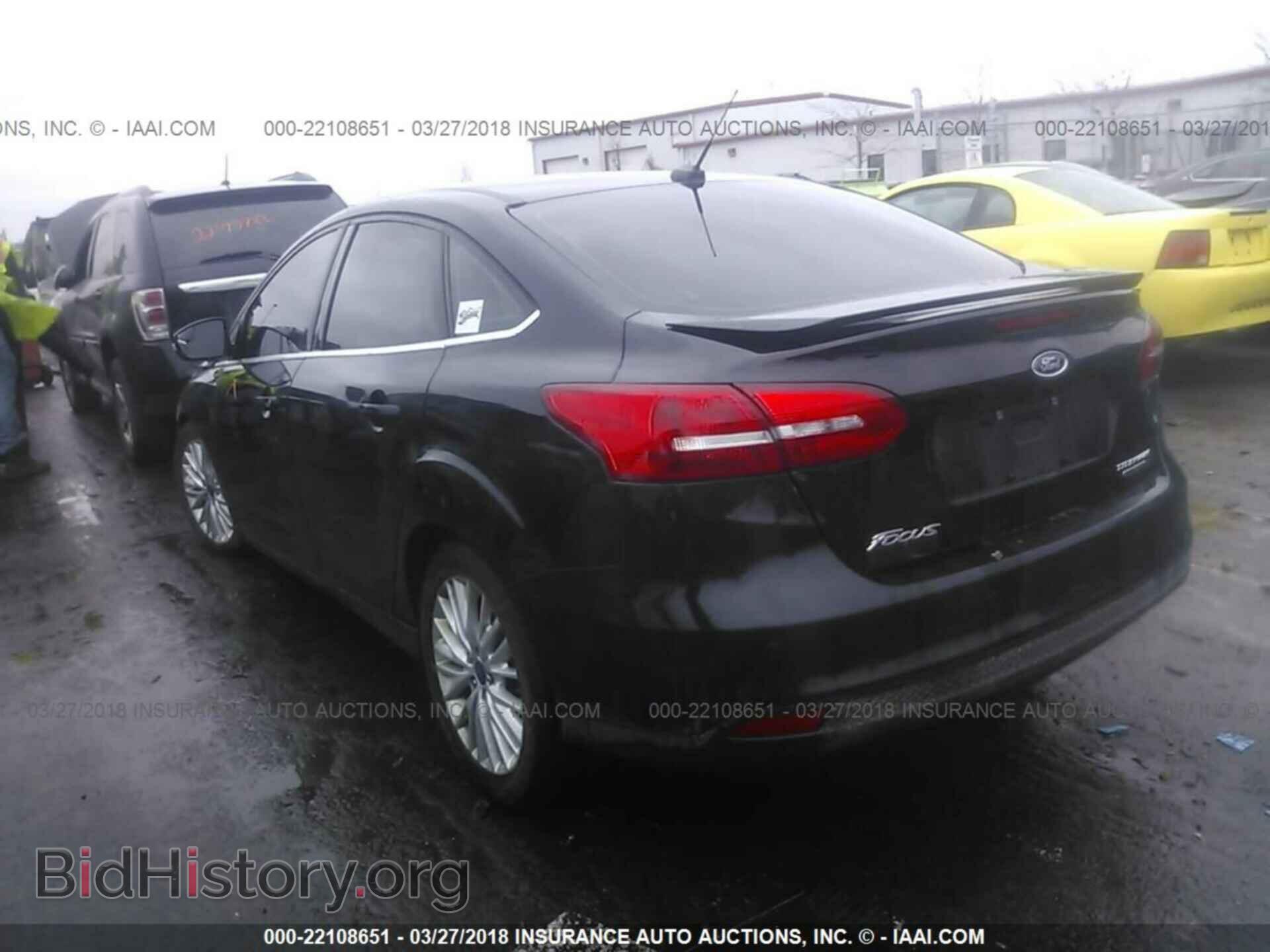 2016 Ford Focus - VIN: 1FADP3J22GL386790 - Фото 3