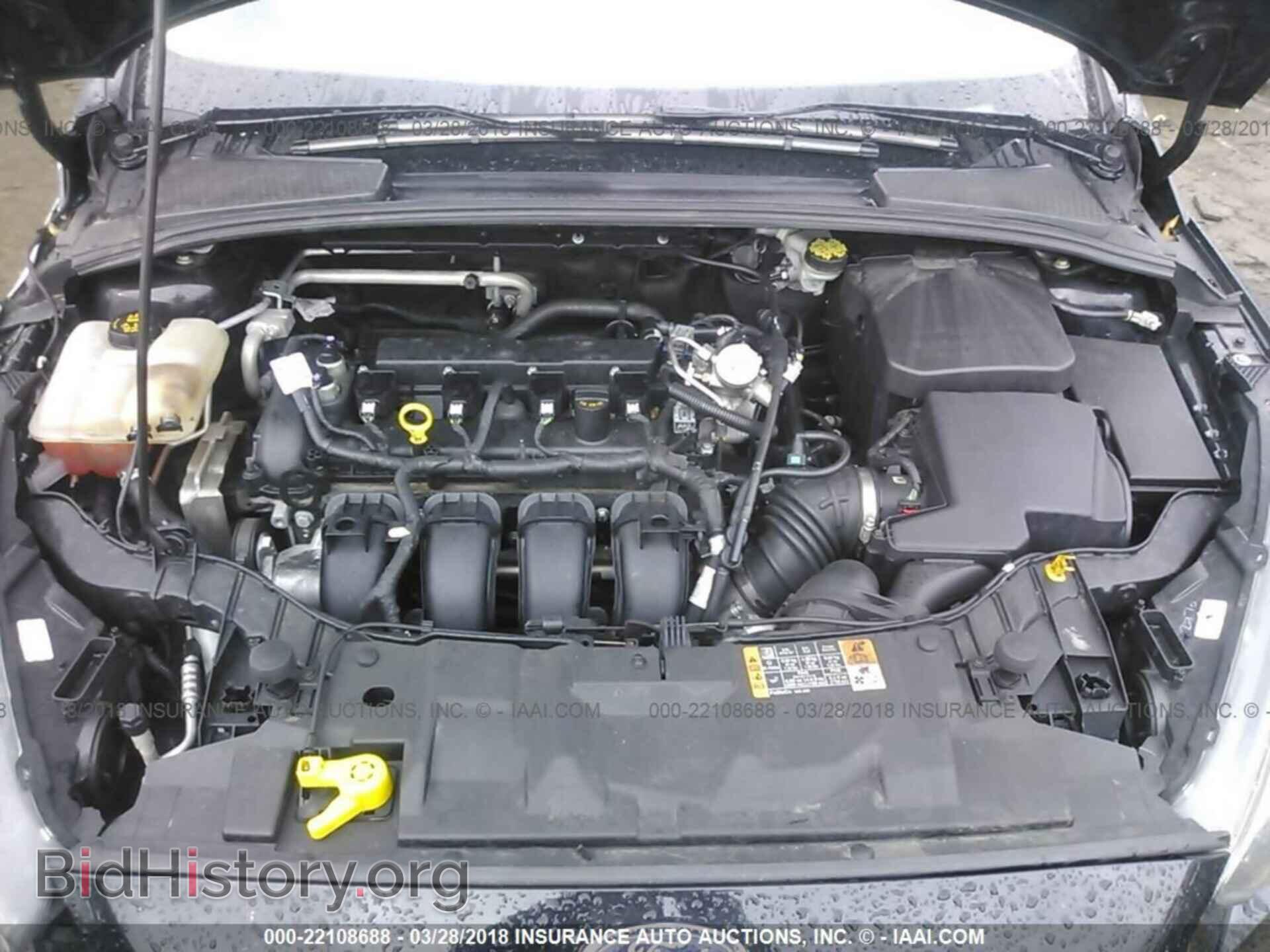 2016 Ford Focus - VIN: 1FADP3F2XGL357031 - Photo 10
