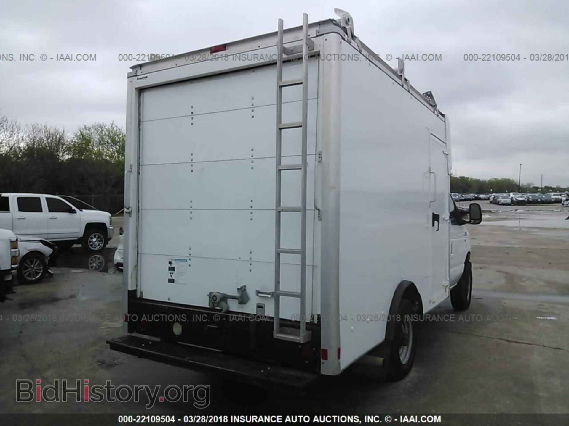 2012 Ford Econoline - VIN: 1FDWE3FL8CDA90408 - Фото 4