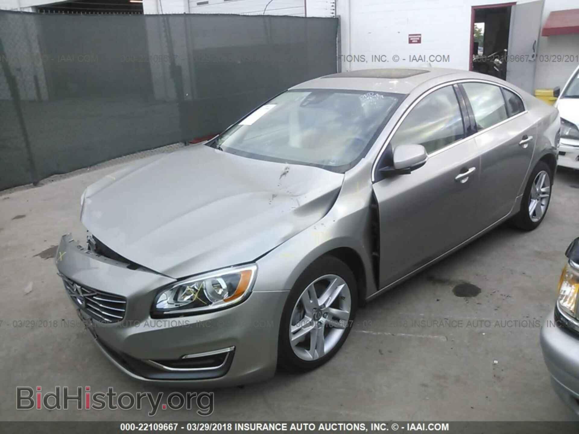 2014 Volvo S60 - VIN: YV1612FS3E2284757 - Фото 2