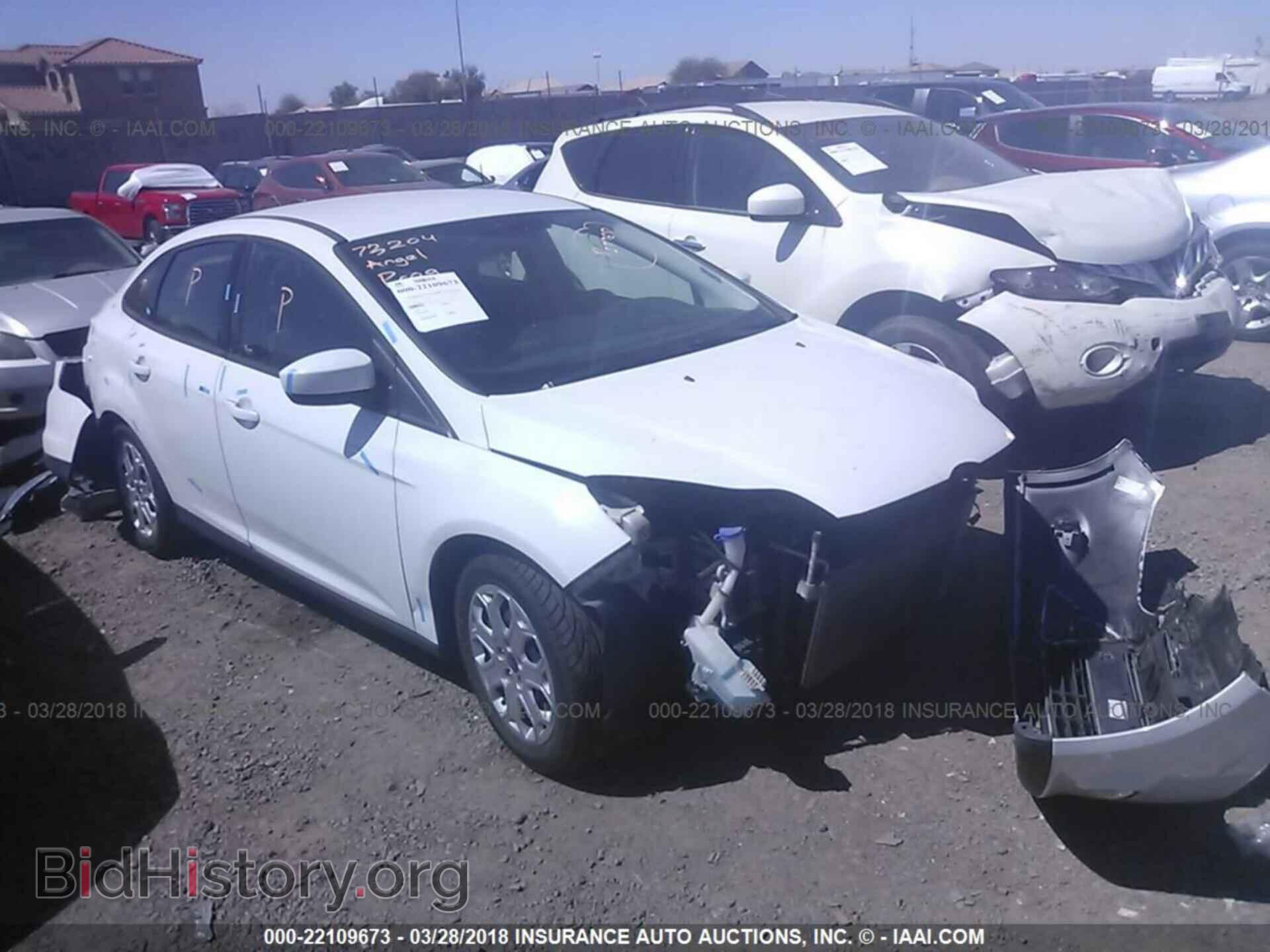 Photo 1FAHP3F24CL452227 - Ford Focus 2012