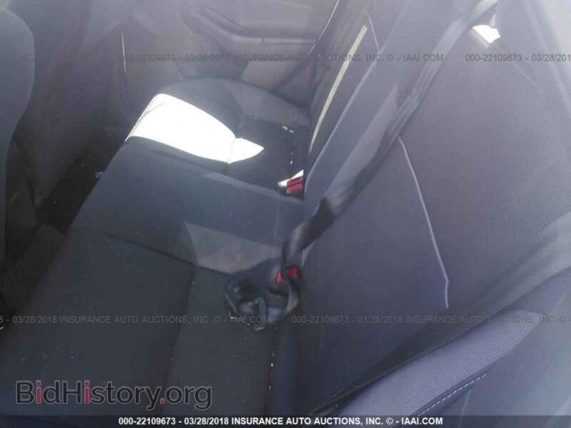 2012 Ford FOCUS (VIN 1FAHP3F24CL452227) — photo 8 of 10