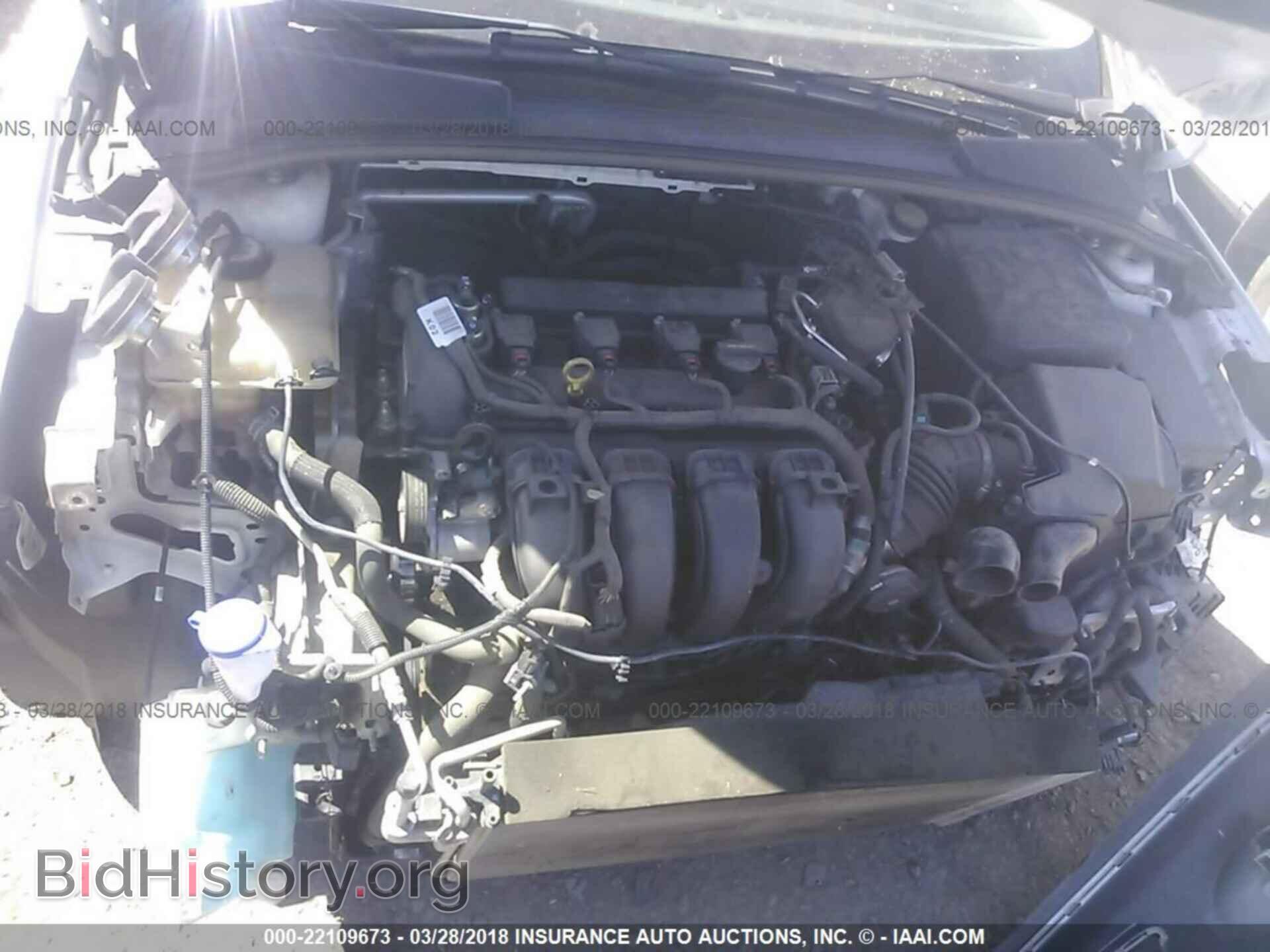 2012 Ford Focus - VIN: 1FAHP3F24CL452227 - Photo 10
