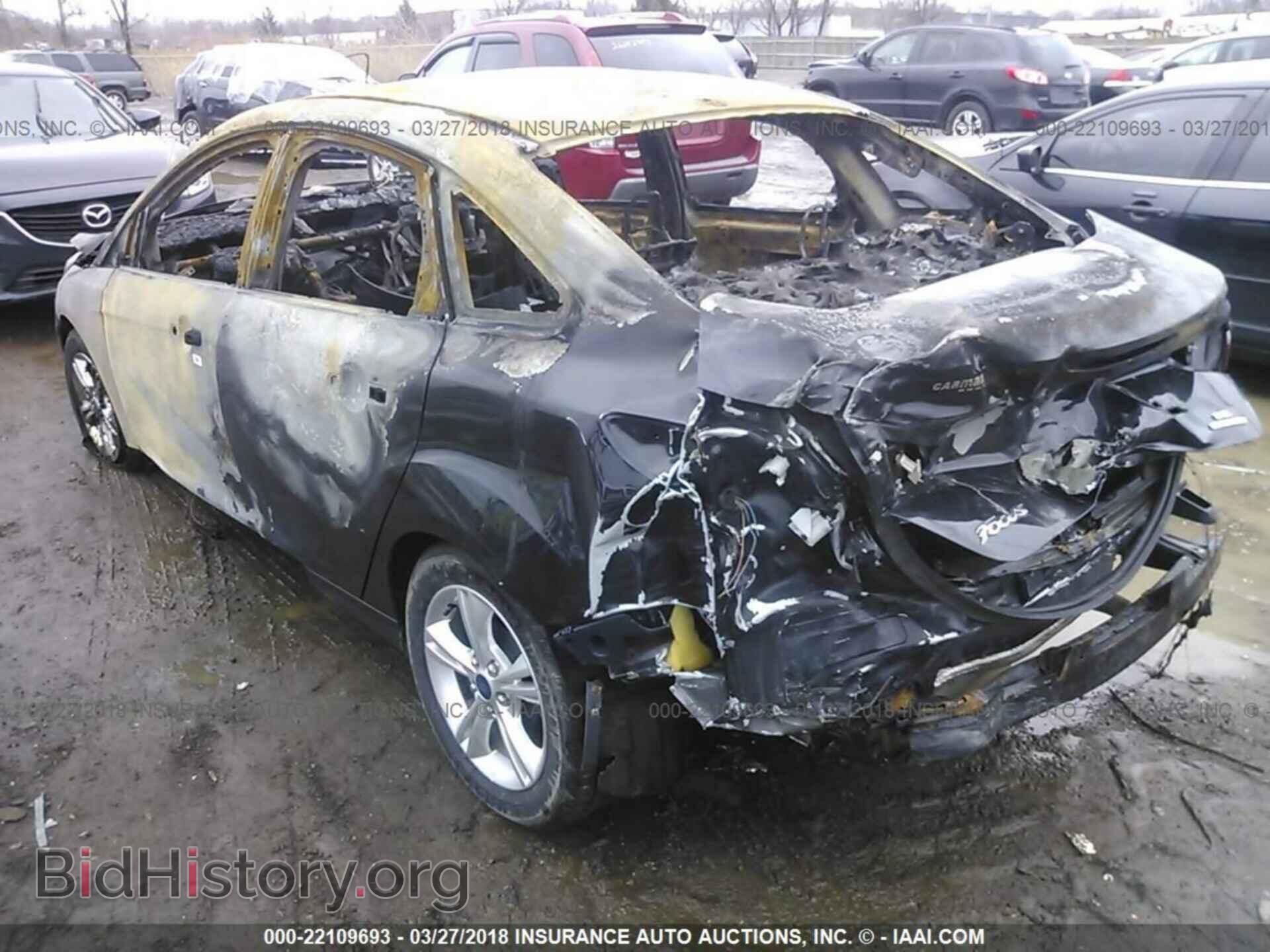 2013 Ford Focus - VIN: 1FADP3F26DL320828 - Photo 3