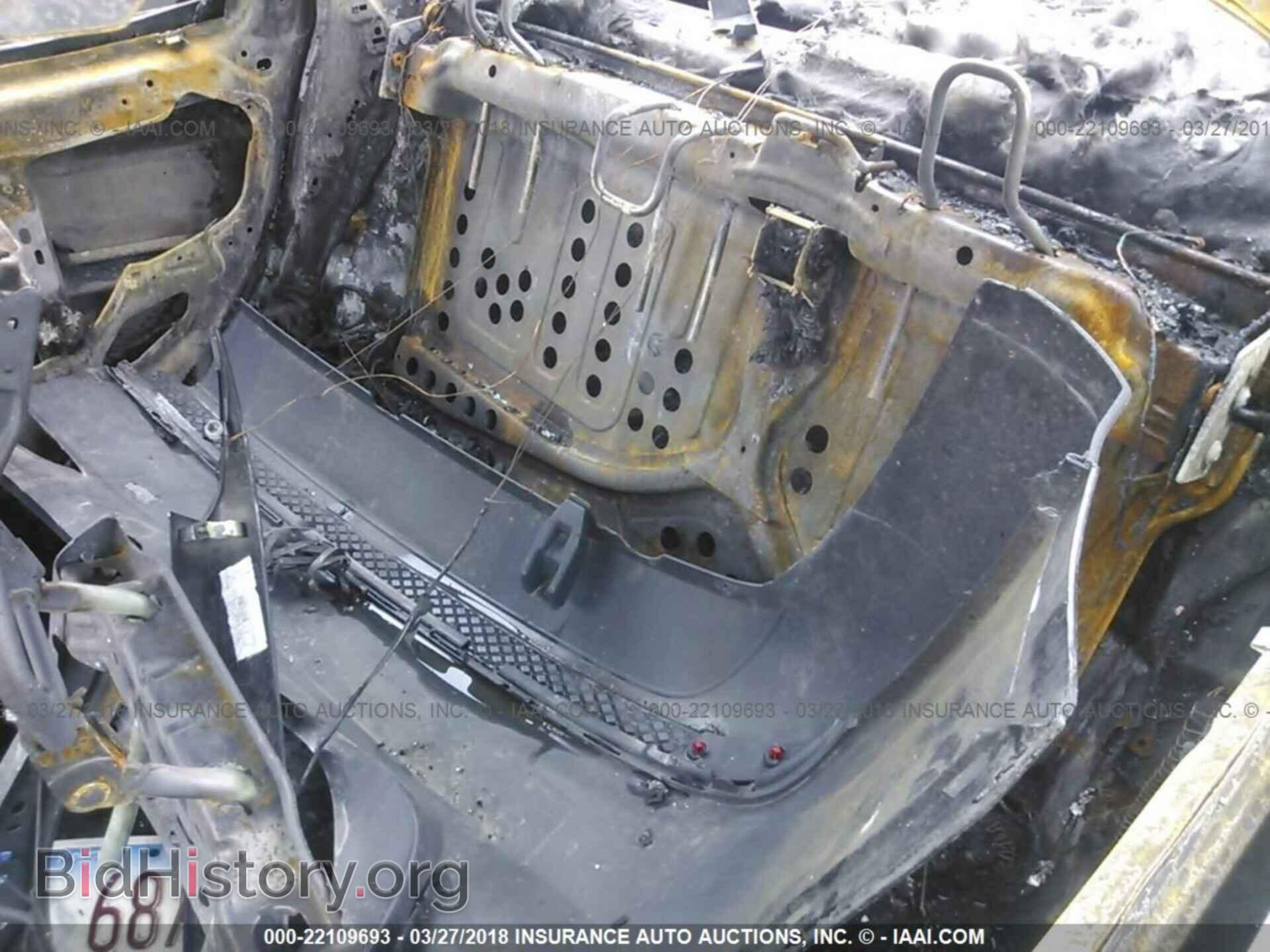 2013 Ford Focus - VIN: 1FADP3F26DL320828 - Photo 8