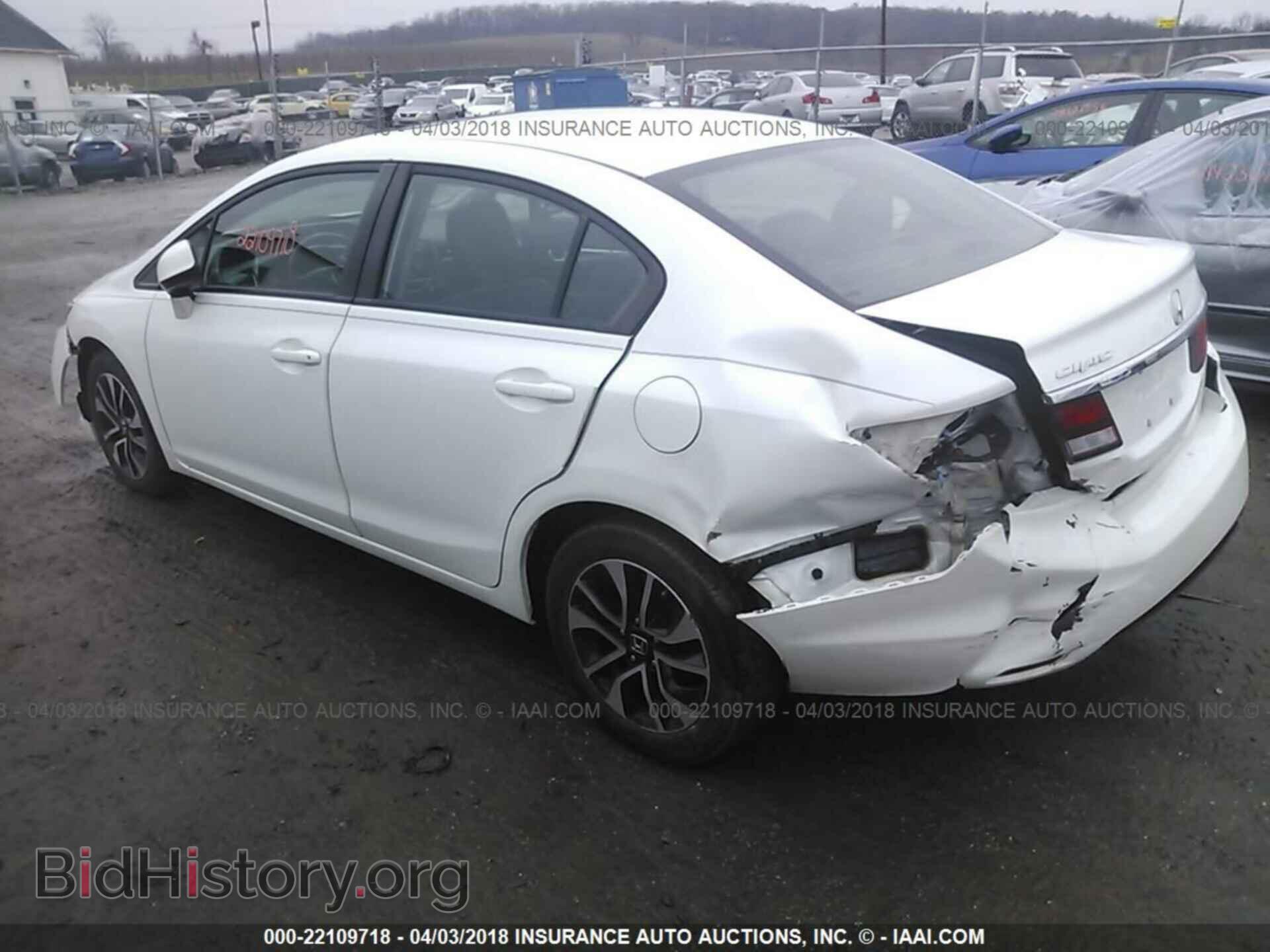2013 Honda Civic - VIN: 19XFB2F94DE214542 - Photo 3