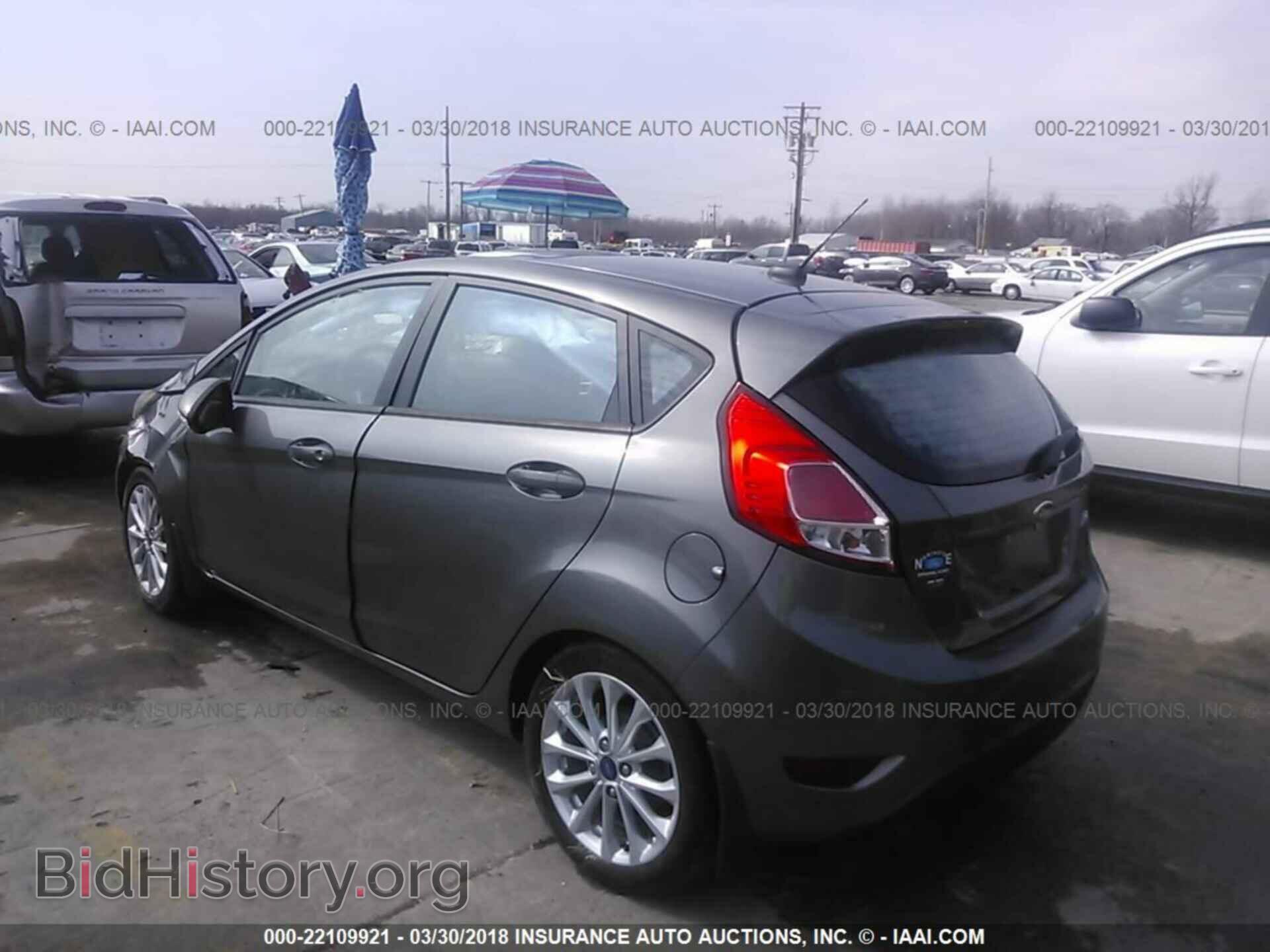 2014 Ford Fiesta - VIN: 3FADP4EJ8EM113694 - Фото 3