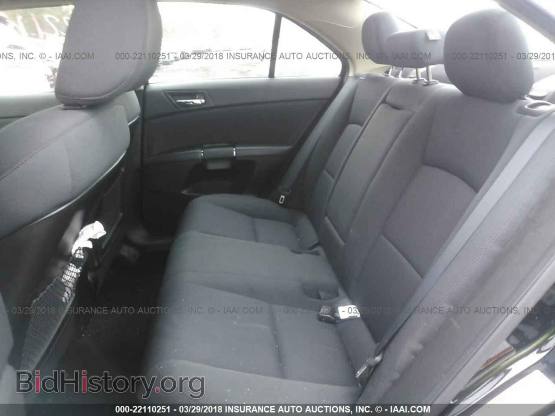 2012 Suzuki Kizashi - VIN: JS2RF9A34C6100676 - Photo 8