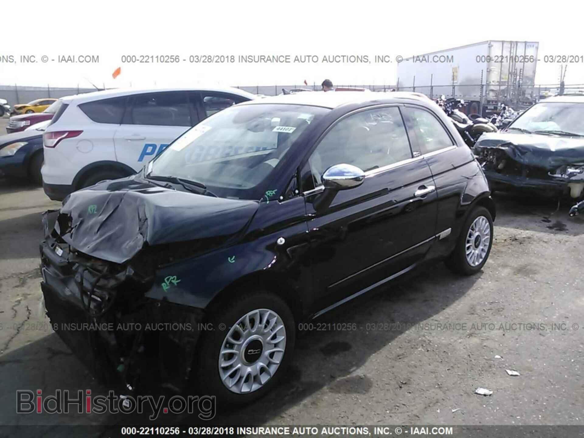 2015 Fiat 500 - VIN: 3C3CFFER3FT696231 - Photo 2