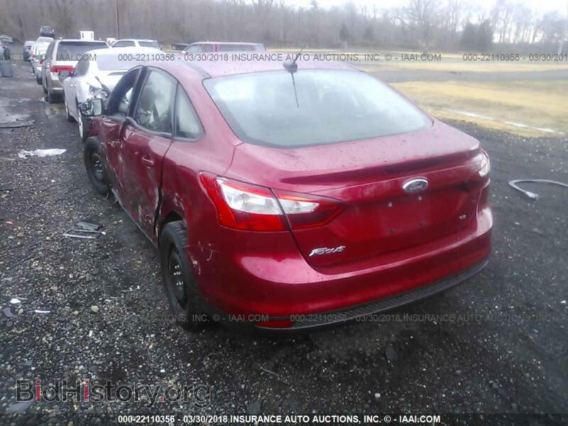 2012 Ford FOCUS (VIN 1FAHP3F26CL360682) — фото 3 из 10