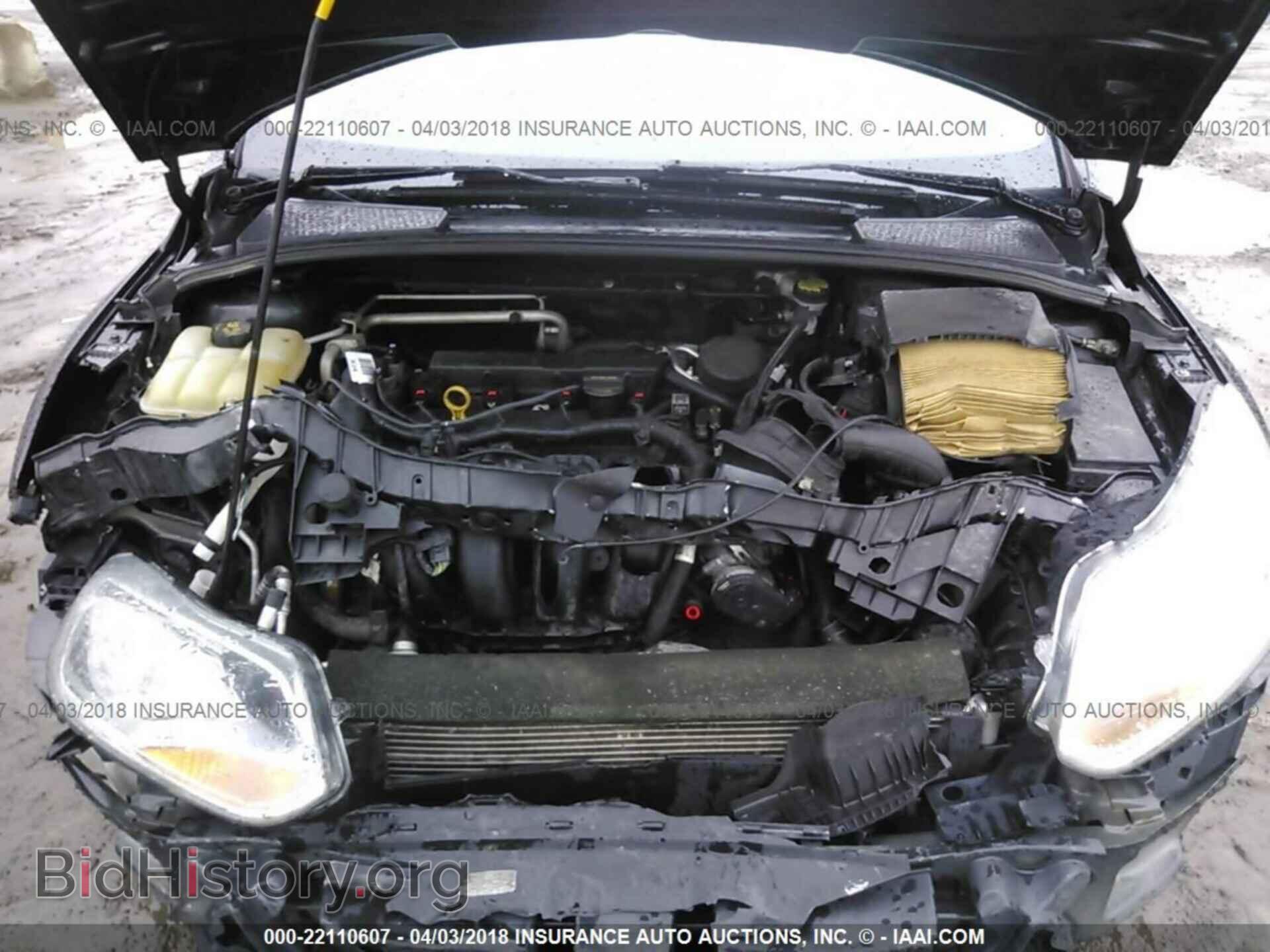 2014 Ford Focus - VIN: 1FADP3F26EL351322 - Photo 10