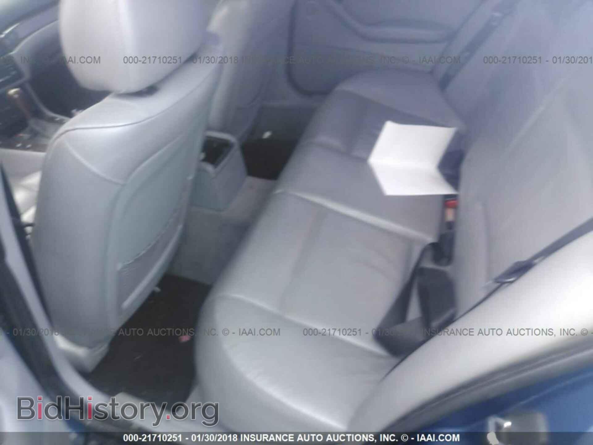 2003 BMW 330 - VIN: WBAEW53493PG20521 - Фото 8