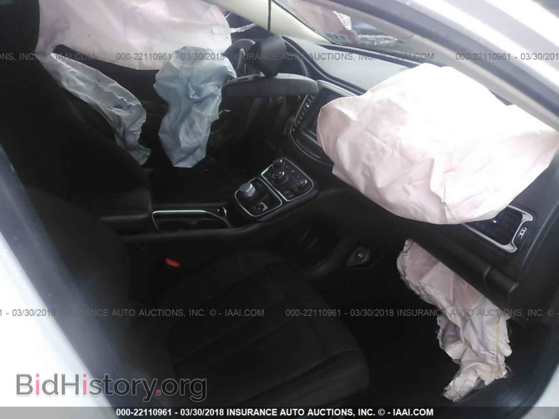 2015 Chrysler 200 - VIN: 1C3CCCAB4FN721217 - Photo 5