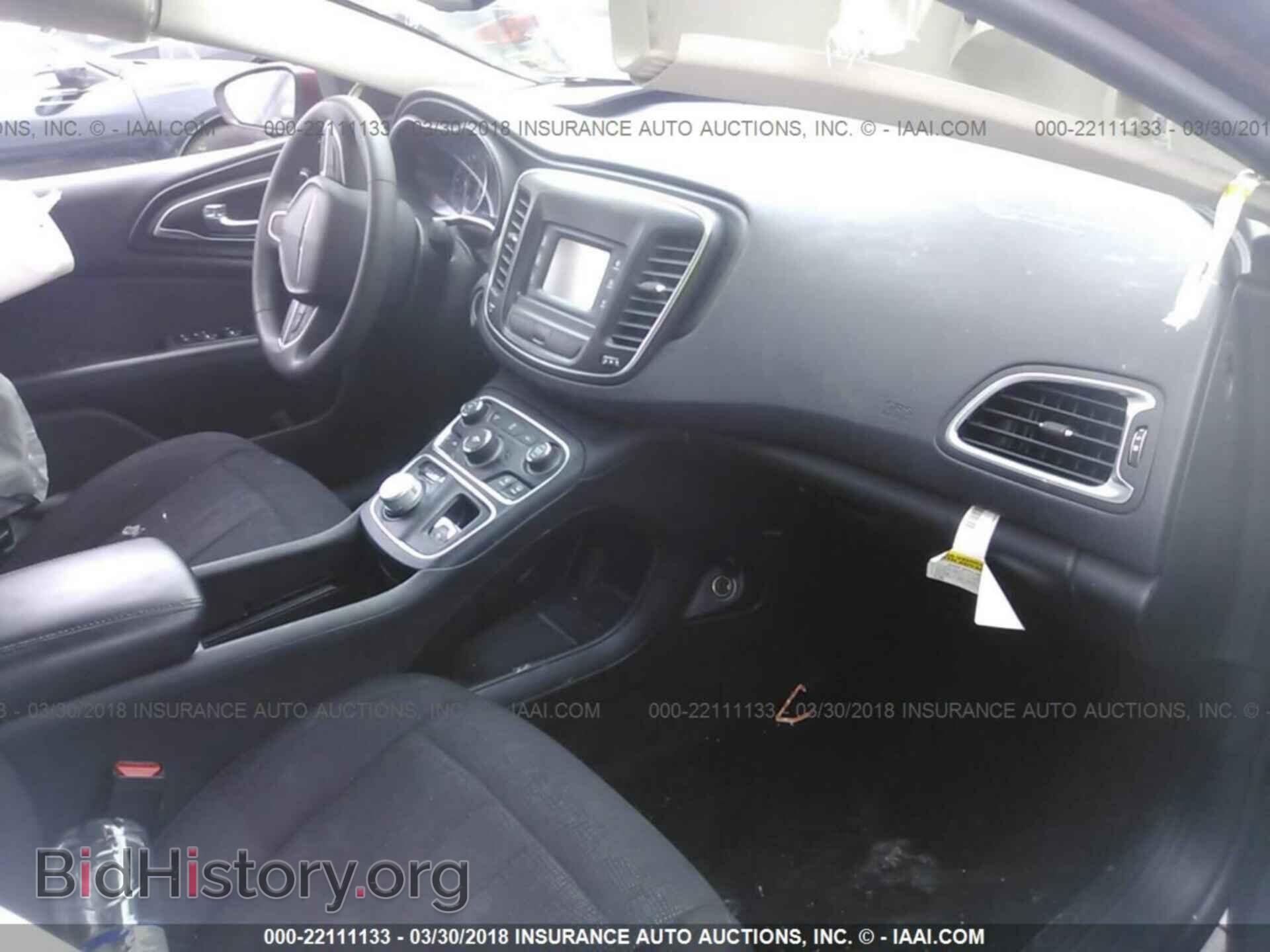 2015 Chrysler 200 - VIN: 1C3CCCFB2FN599580 - Фото 5