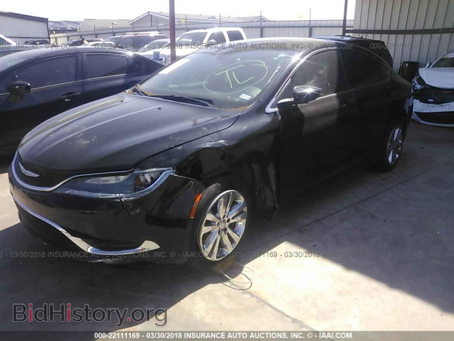2015 Chrysler 200 - VIN: 1C3CCCAB8FN738313 - Фото 2