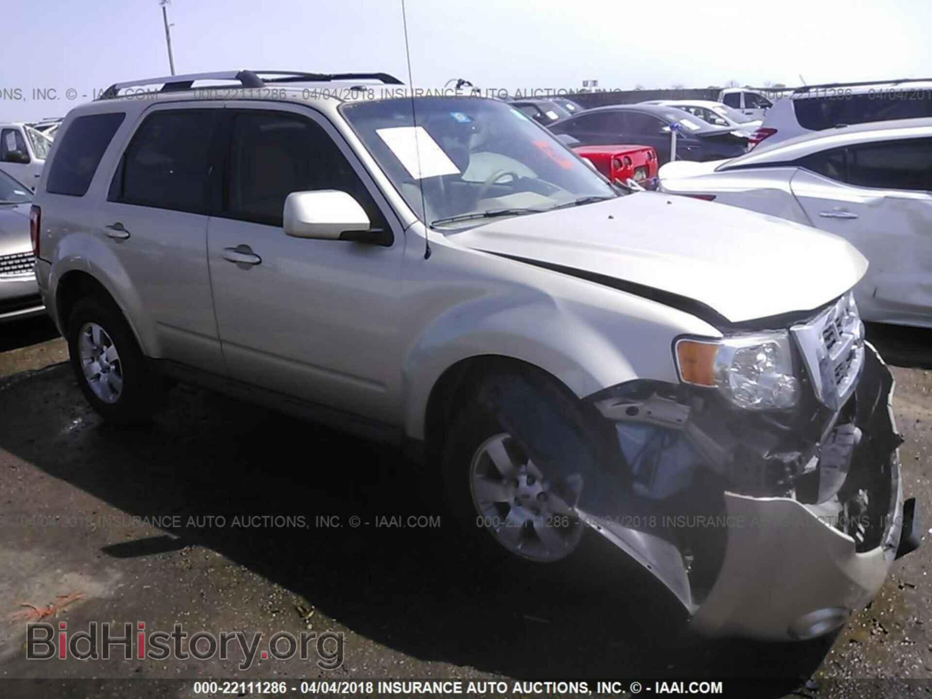 Photo 1FMCU0E71CKA64155 - Ford Escape 2012