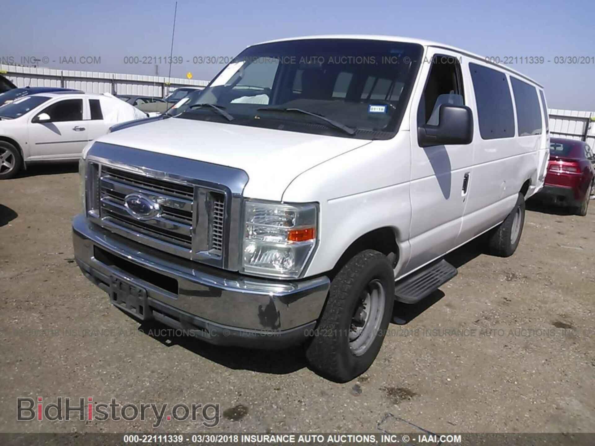 2011 Ford Econoline - VIN: 1FBSS3BL8BDA25546 - Фото 2
