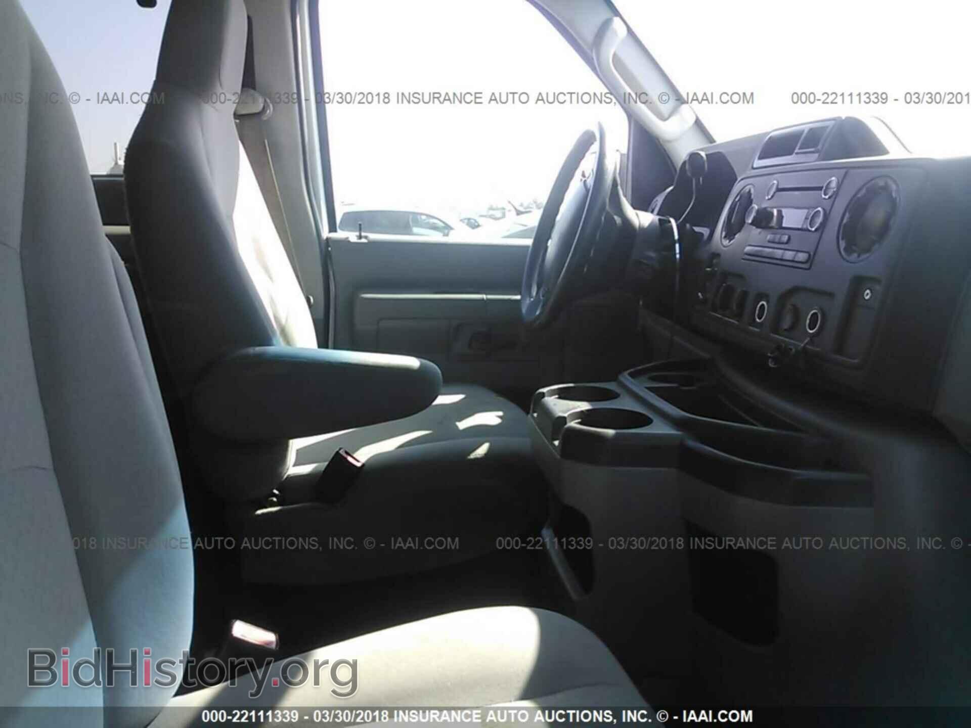 2011 Ford Econoline - VIN: 1FBSS3BL8BDA25546 - Фото 5