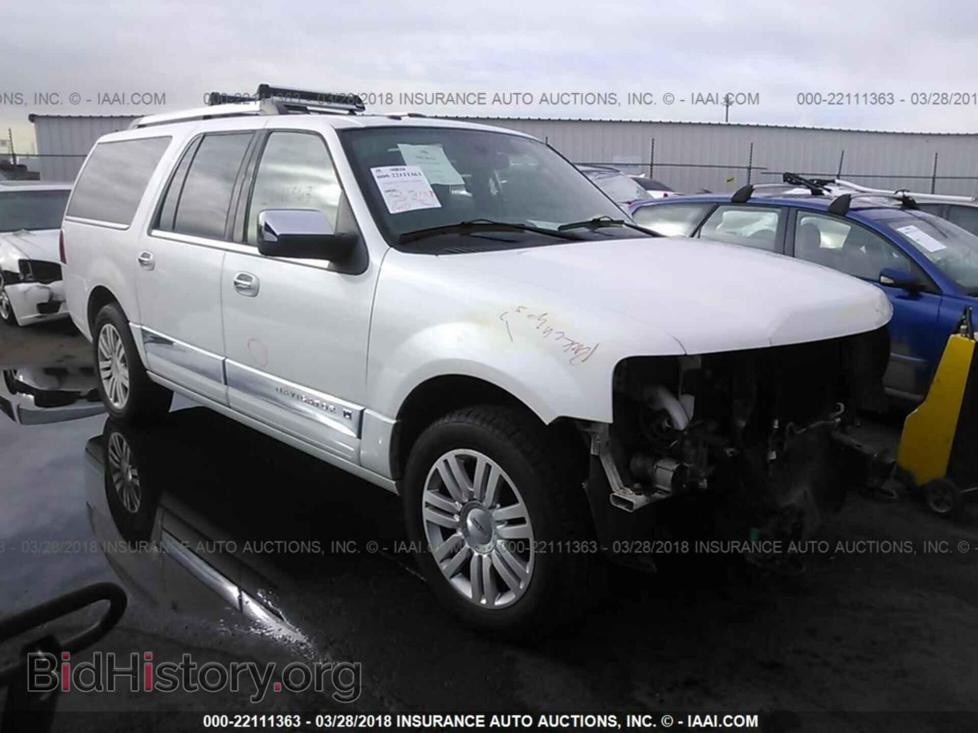 Фотография 5LMJJ3J57CEL09123 - Lincoln Navigator 2012