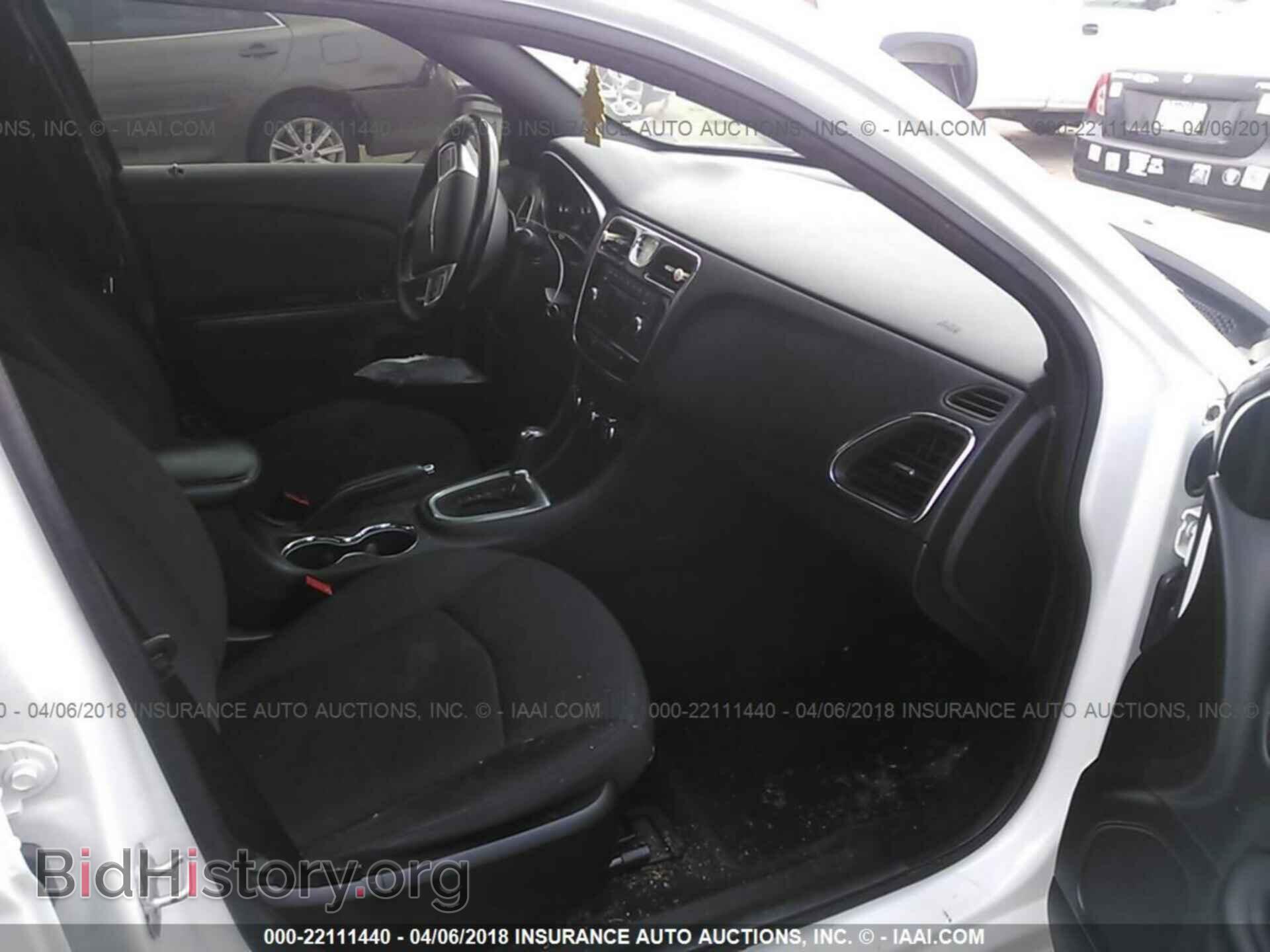 2013 Chrysler 200 - VIN: 1C3CCBBG1DN556535 - Фото 5