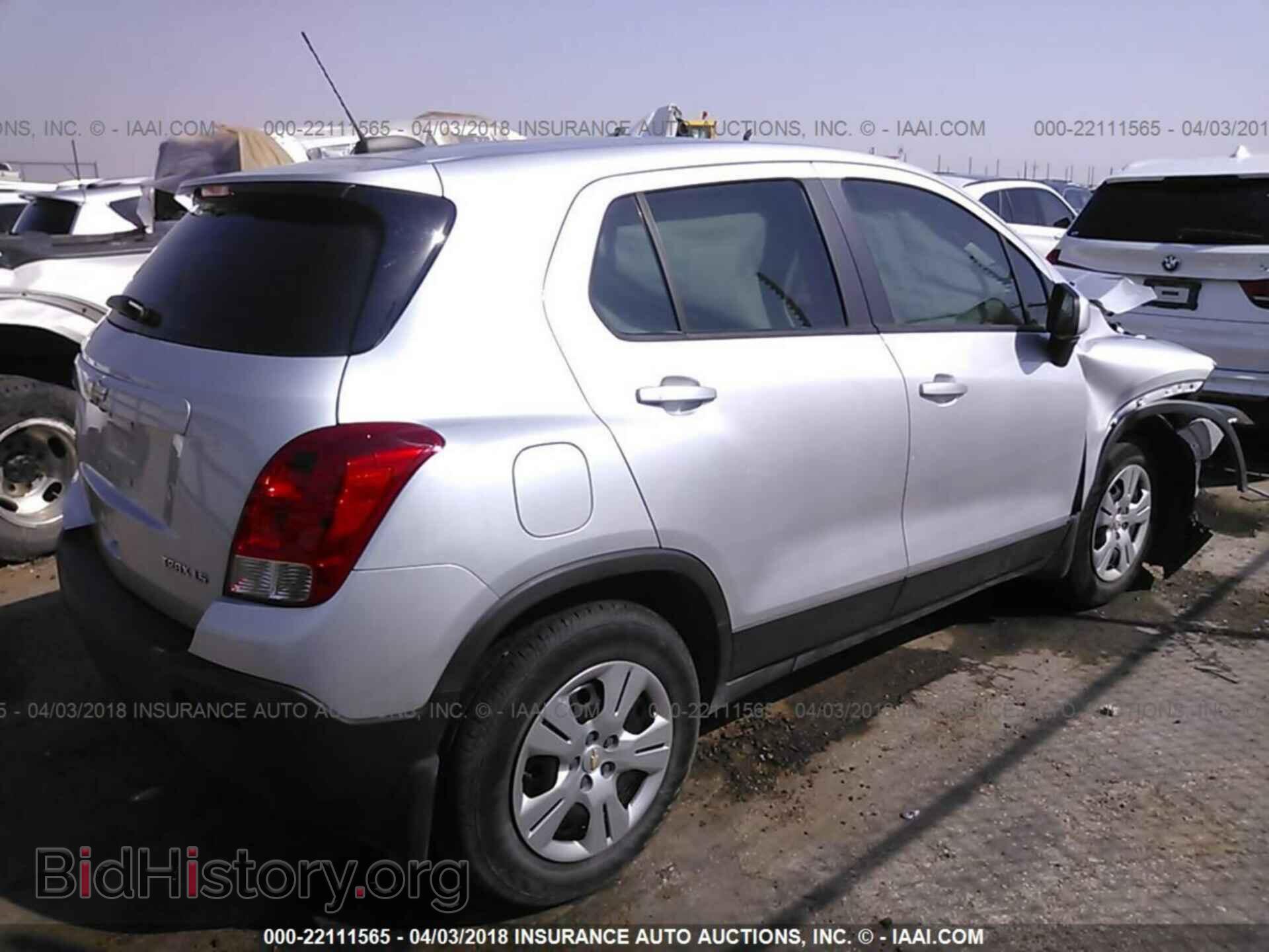 2016 Chevrolet Trax - VIN: 3GNCJKSB5GL183534 - Фото 4