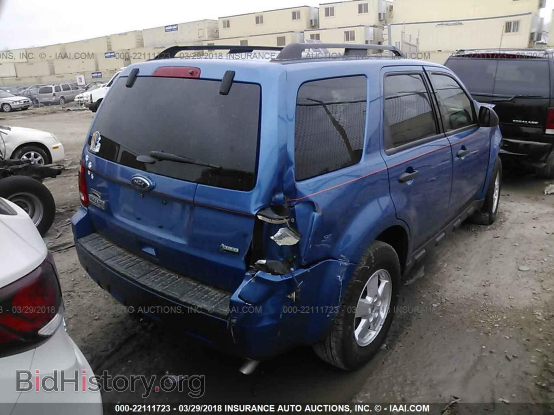 2011 Ford Escape - VIN: 1FMCU0DGXBKB29035 - Фото 4