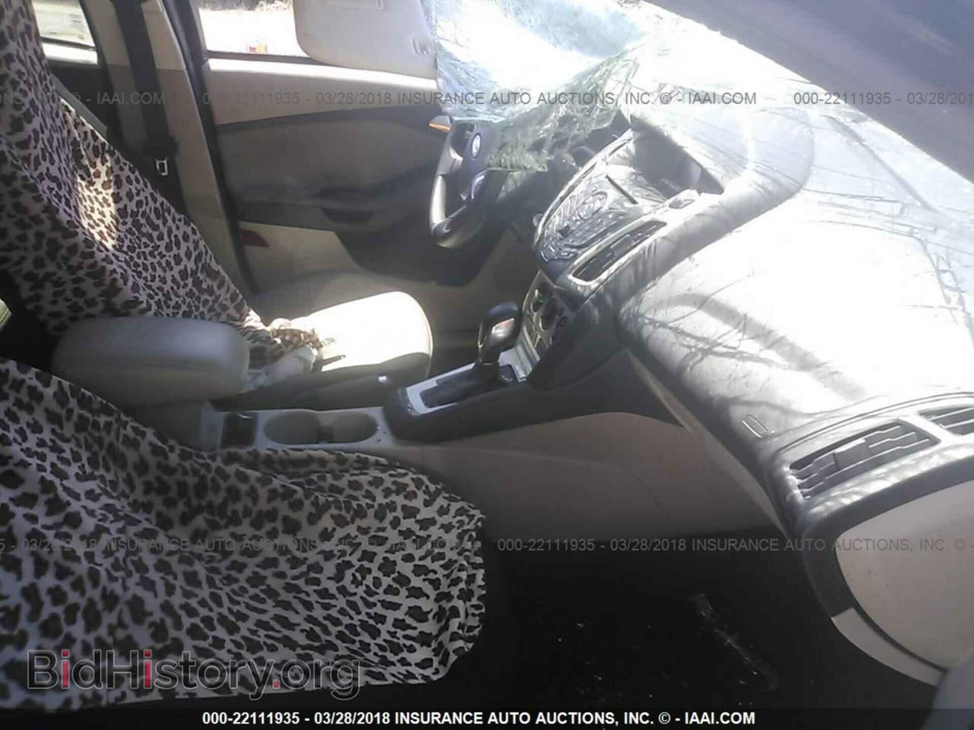 2014 Ford Focus - VIN: 1FADP3F27EL283631 - Photo 5
