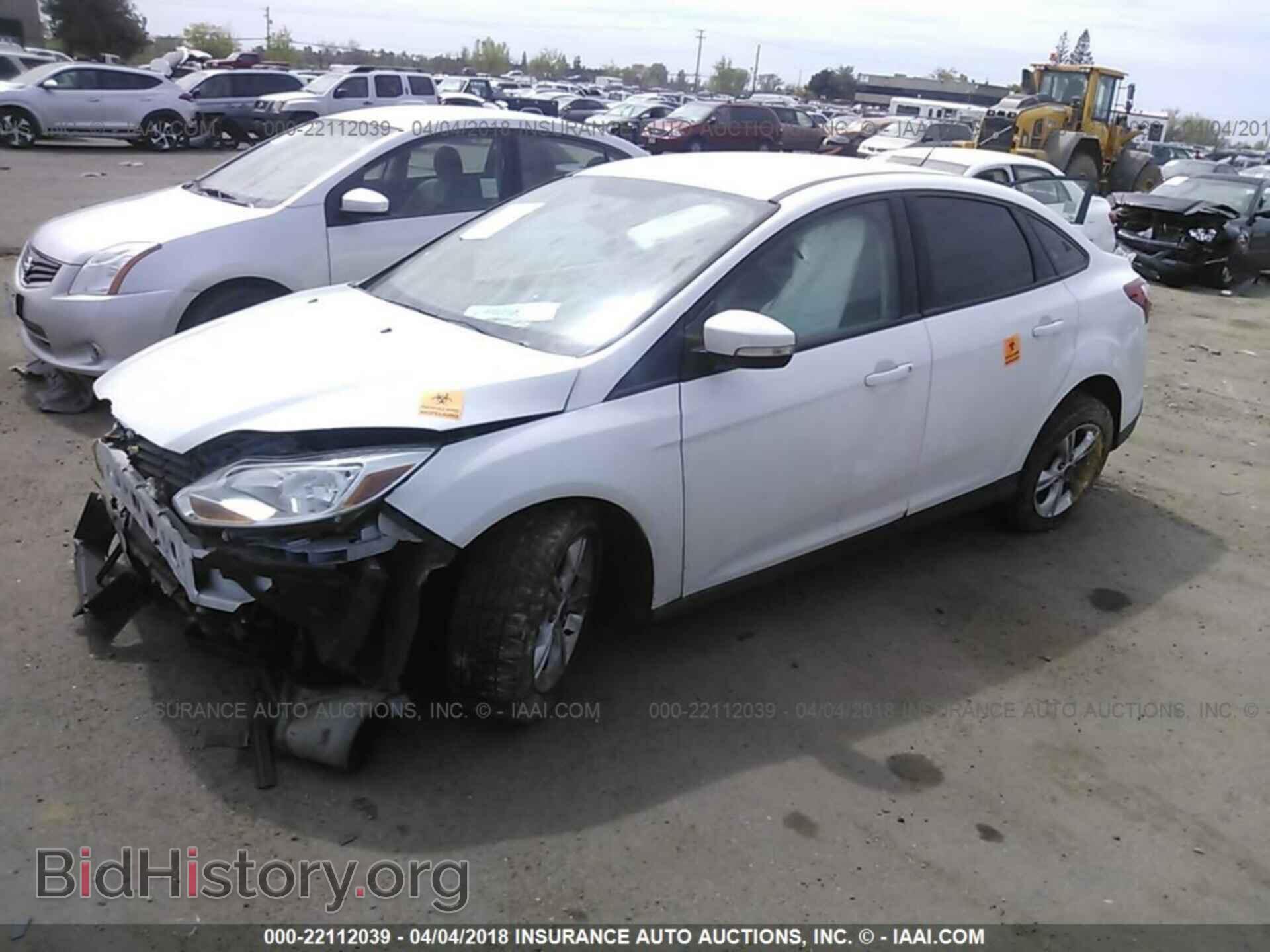 2013 Ford Focus - VIN: 1FADP3F27DL335757 - Фото 2
