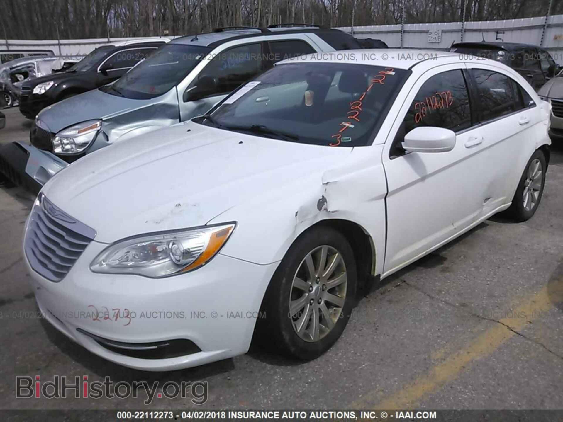 2012 Chrysler 200 - VIN: 1C3CCBAB3CN296983 - Фото 2