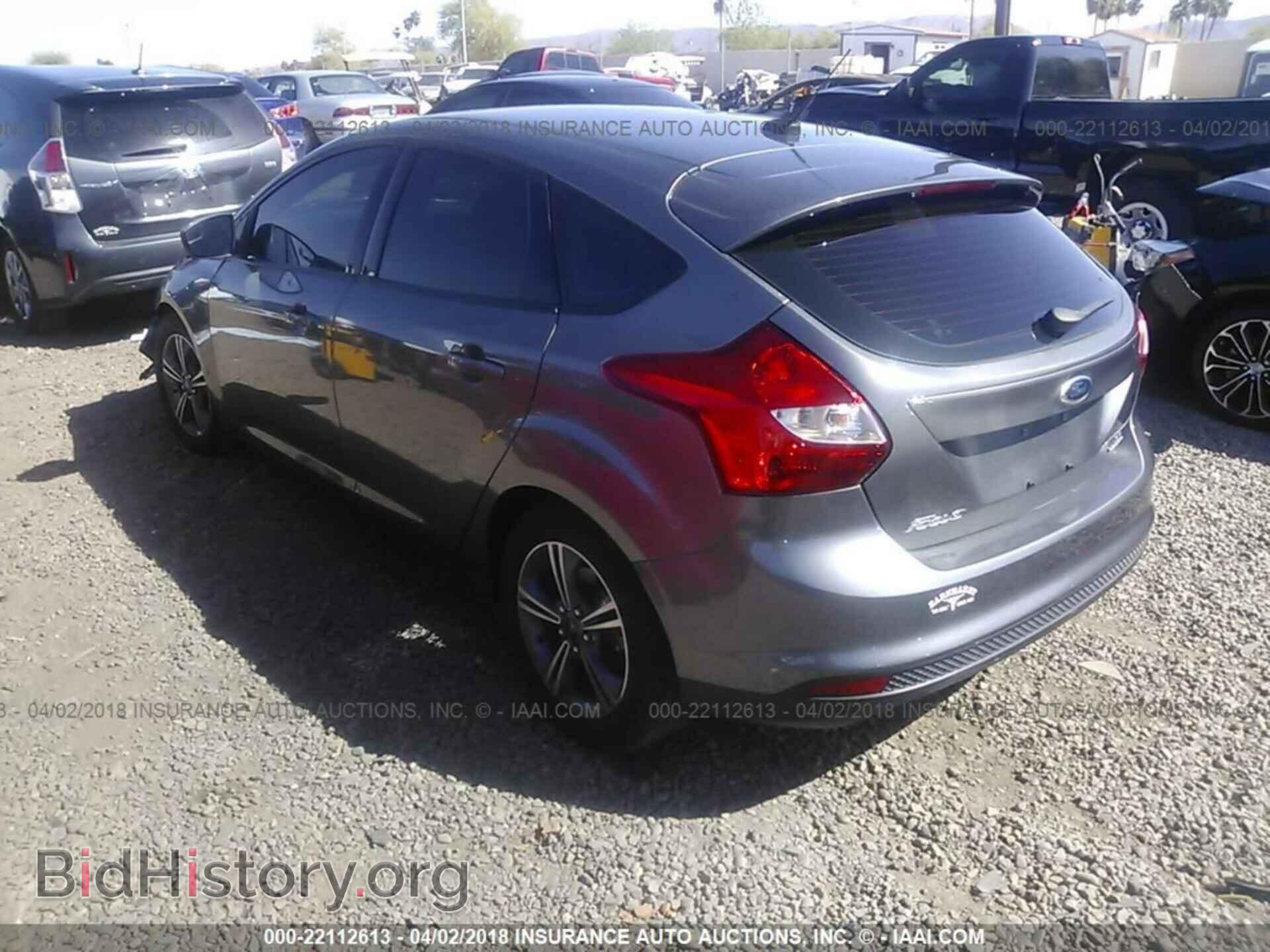 2014 Ford Focus - VIN: 1FADP3K23EL421090 - Фото 3