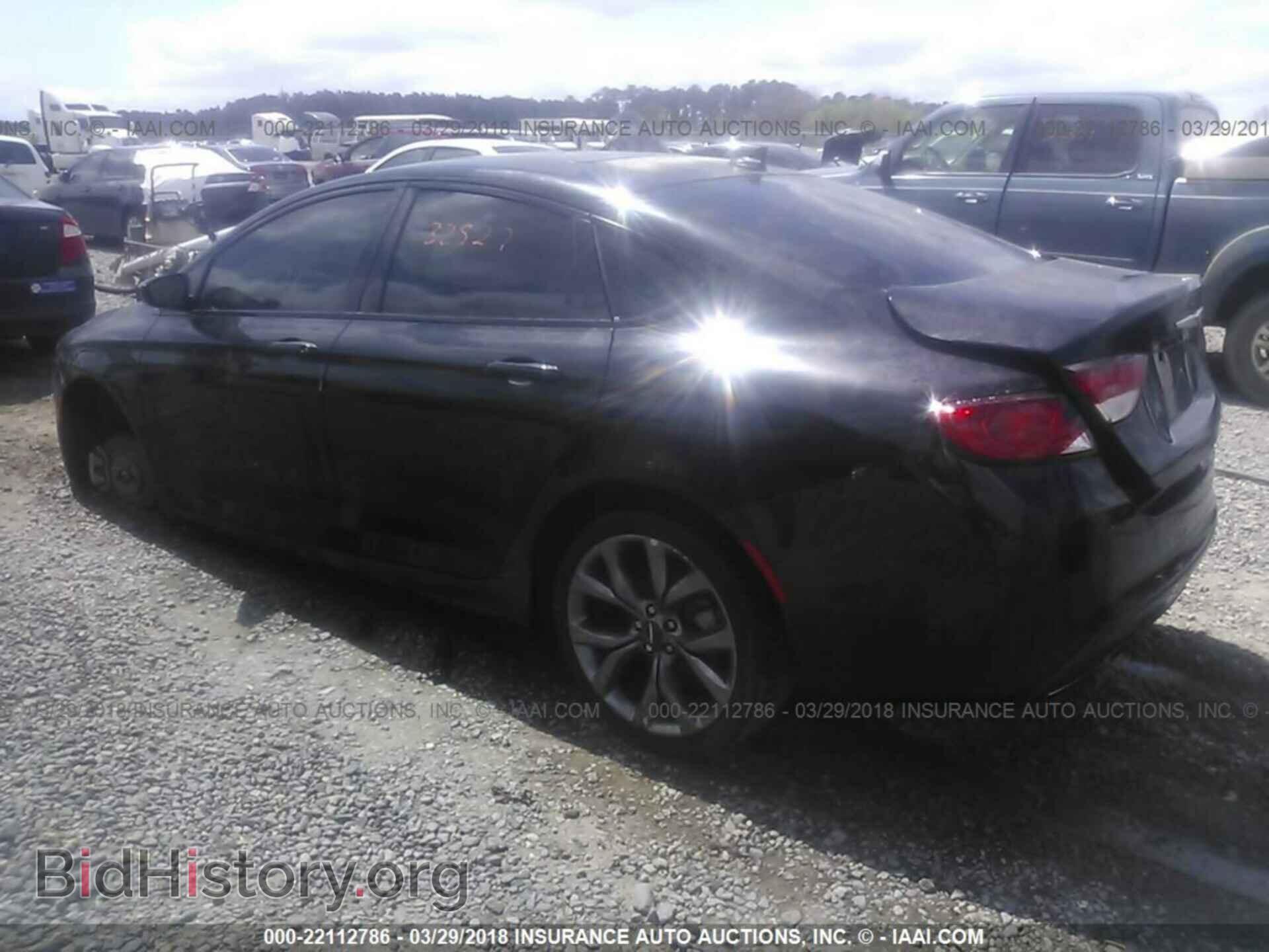 2015 Chrysler 200 - VIN: 1C3CCCBB7FN529109 - Photo 3
