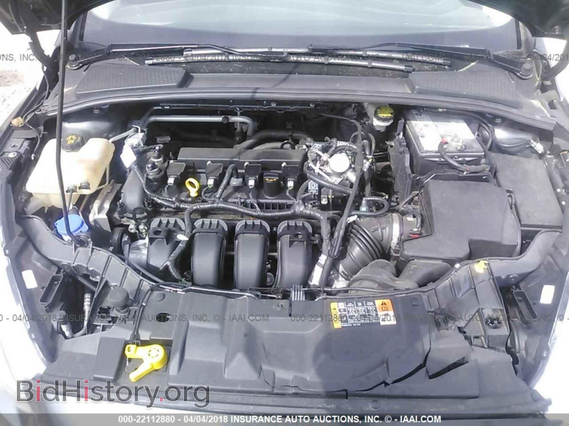 2016 Ford Focus - VIN: 1FADP3E29GL355000 - Photo 10