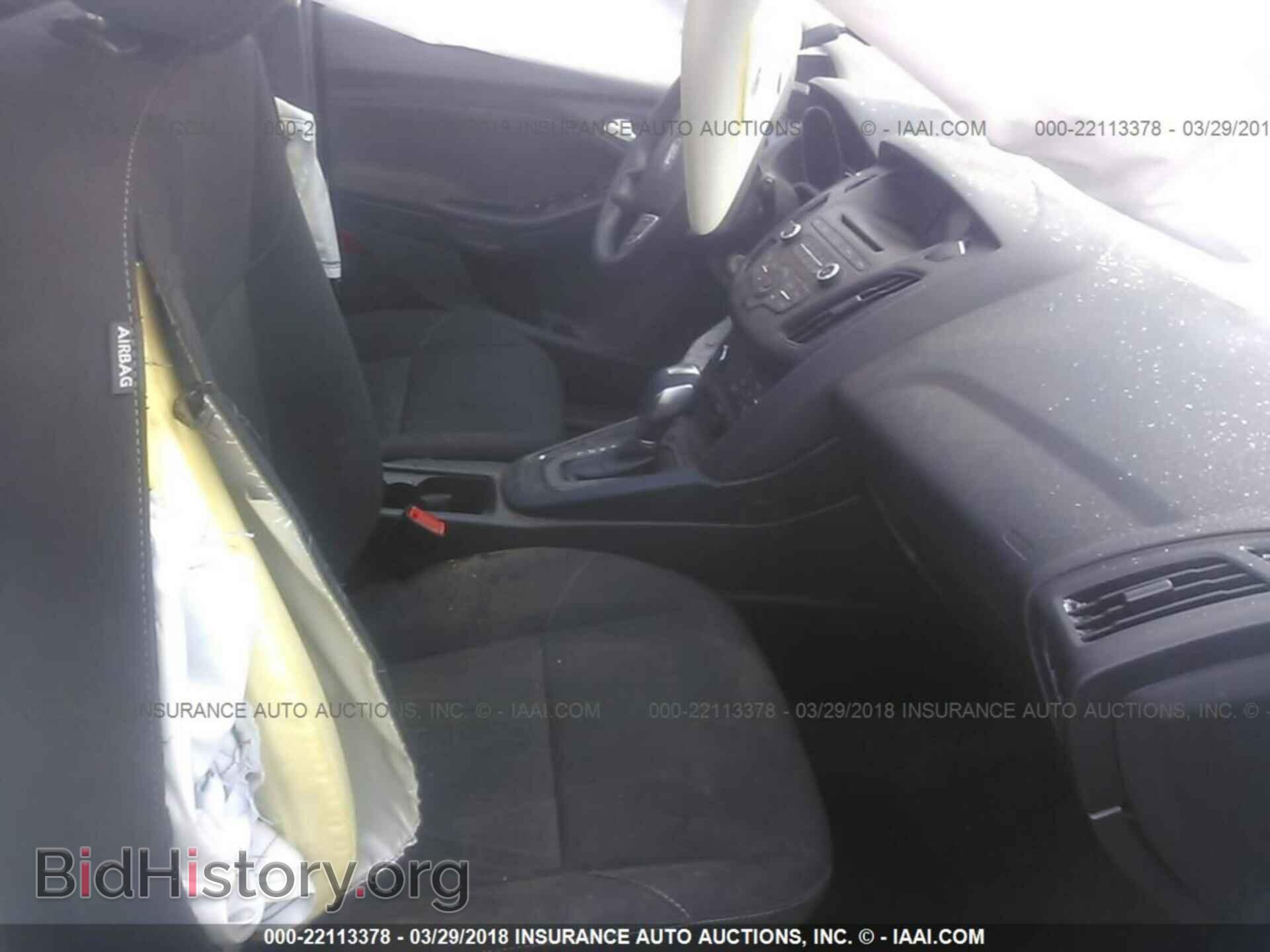 2016 Ford Focus - VIN: 1FADP3K29GL290170 - Фото 5