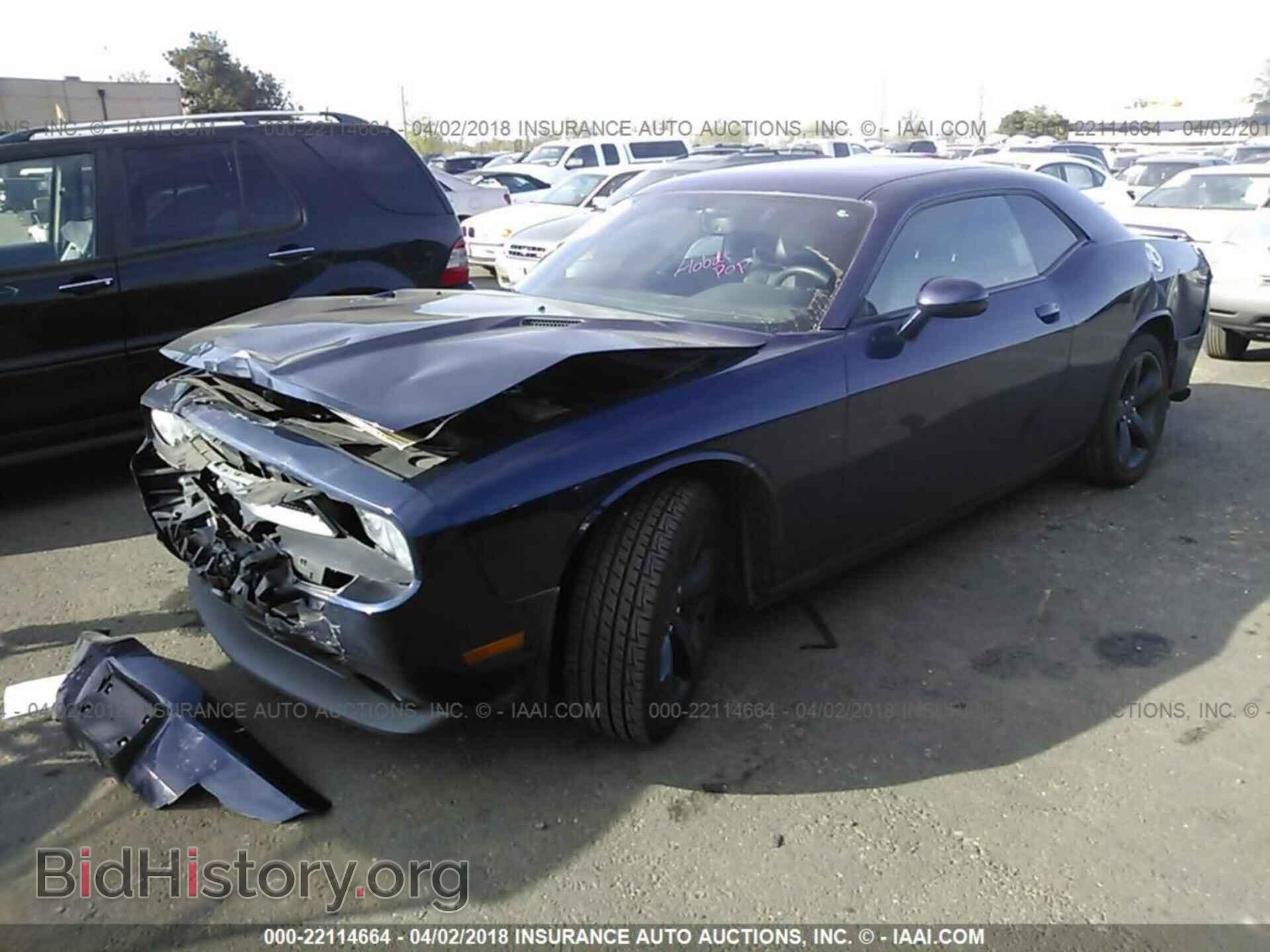 2014 Dodge Challenger - VIN: 2C3CDYAGXEH120911 - Фото 2