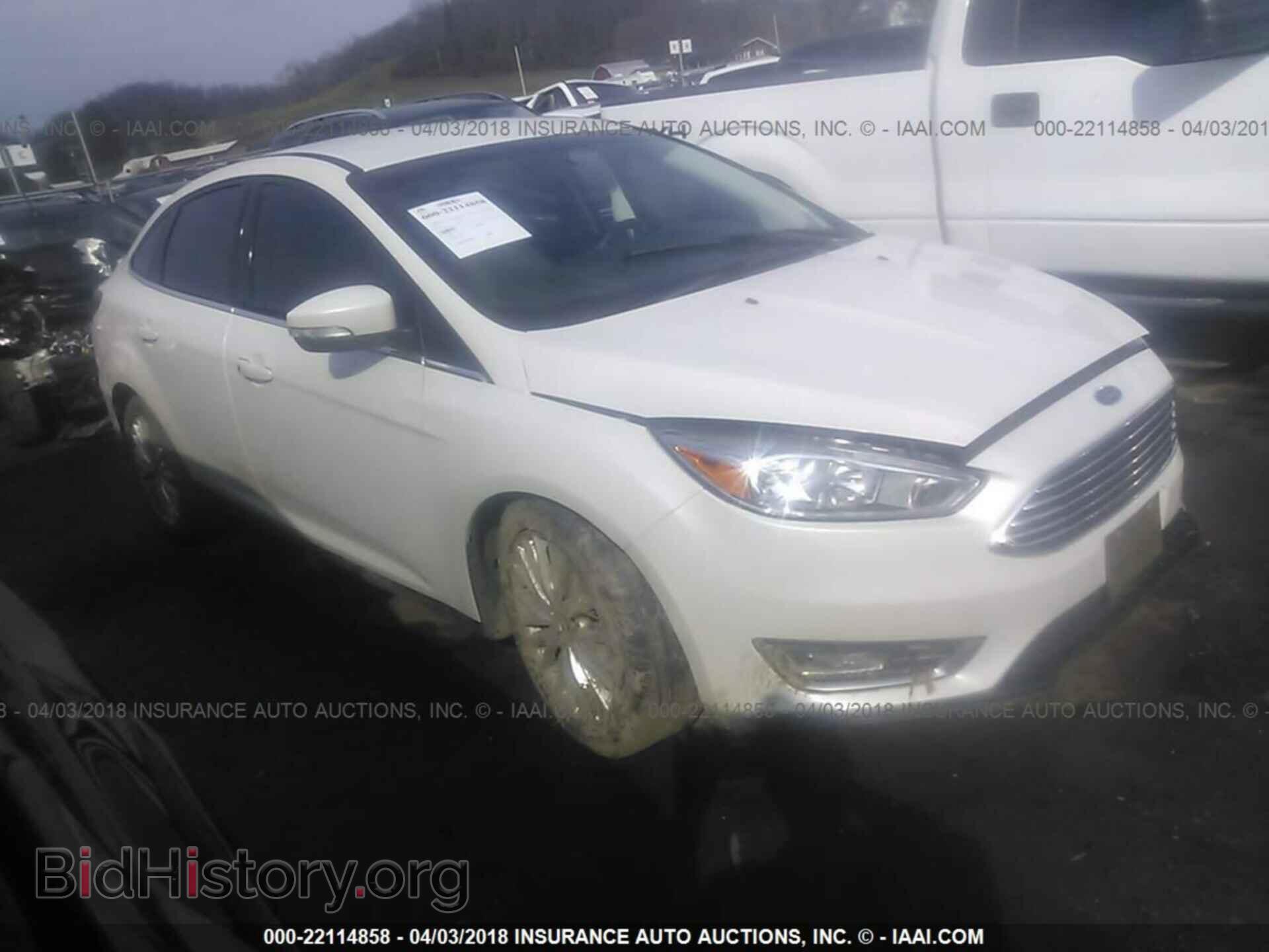 Photo 1FADP3J26GL202290 - Ford Focus 2016