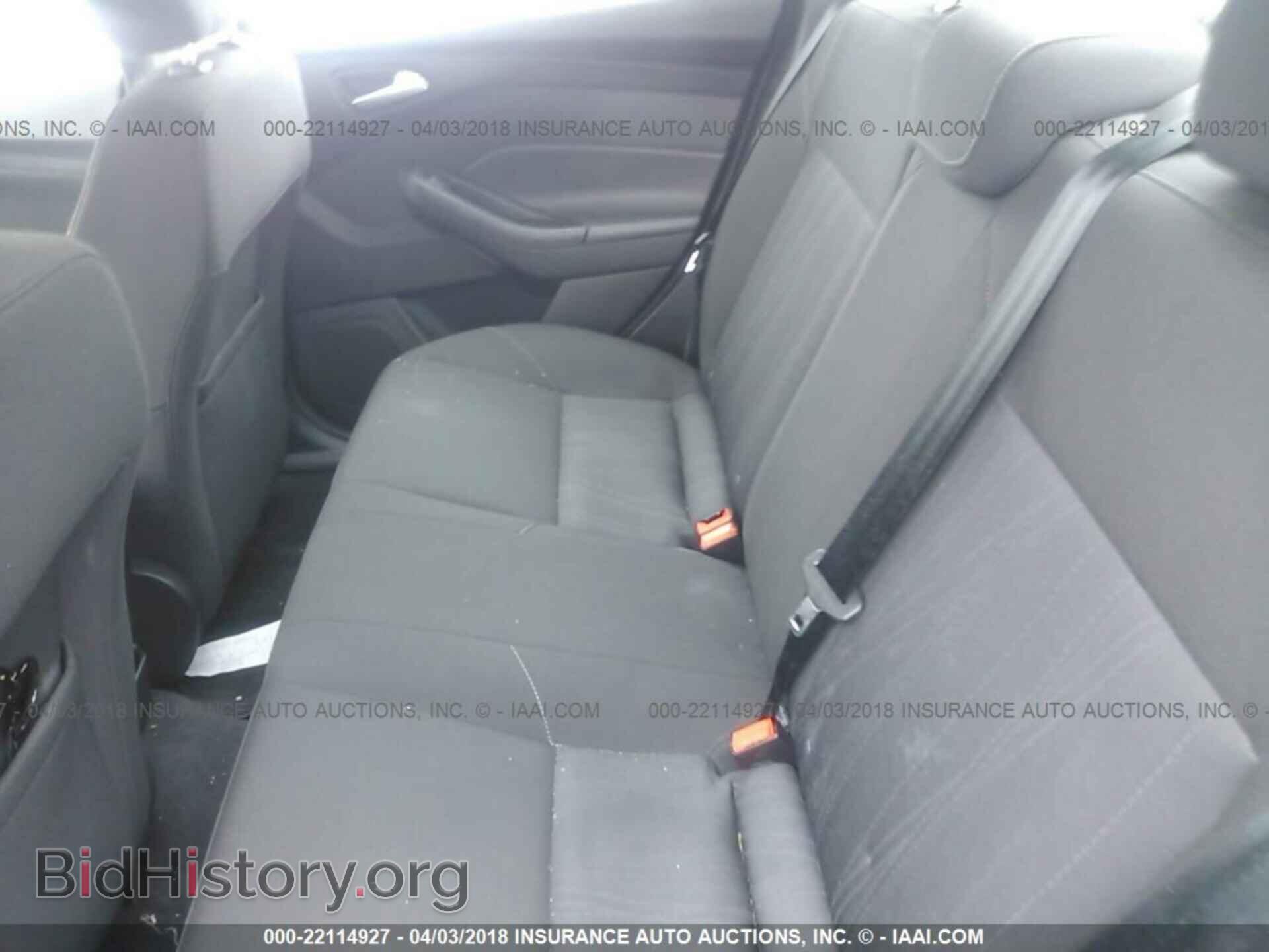 2015 Ford Focus - VIN: 1FADP3F24FL218639 - Photo 8