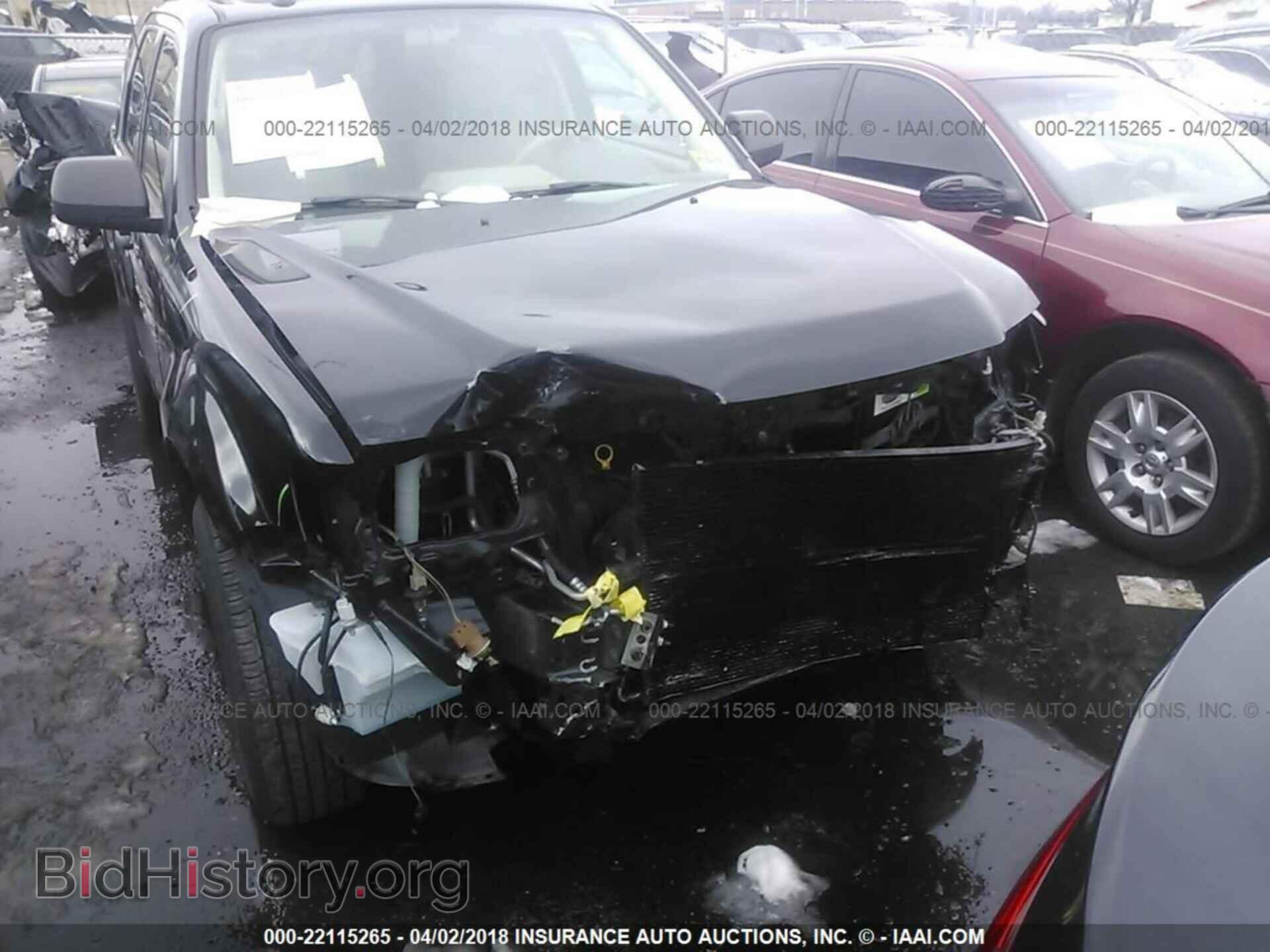 2011 Ford Escape - VIN: 1FMCU0DG6BKC27463 - Фото 6