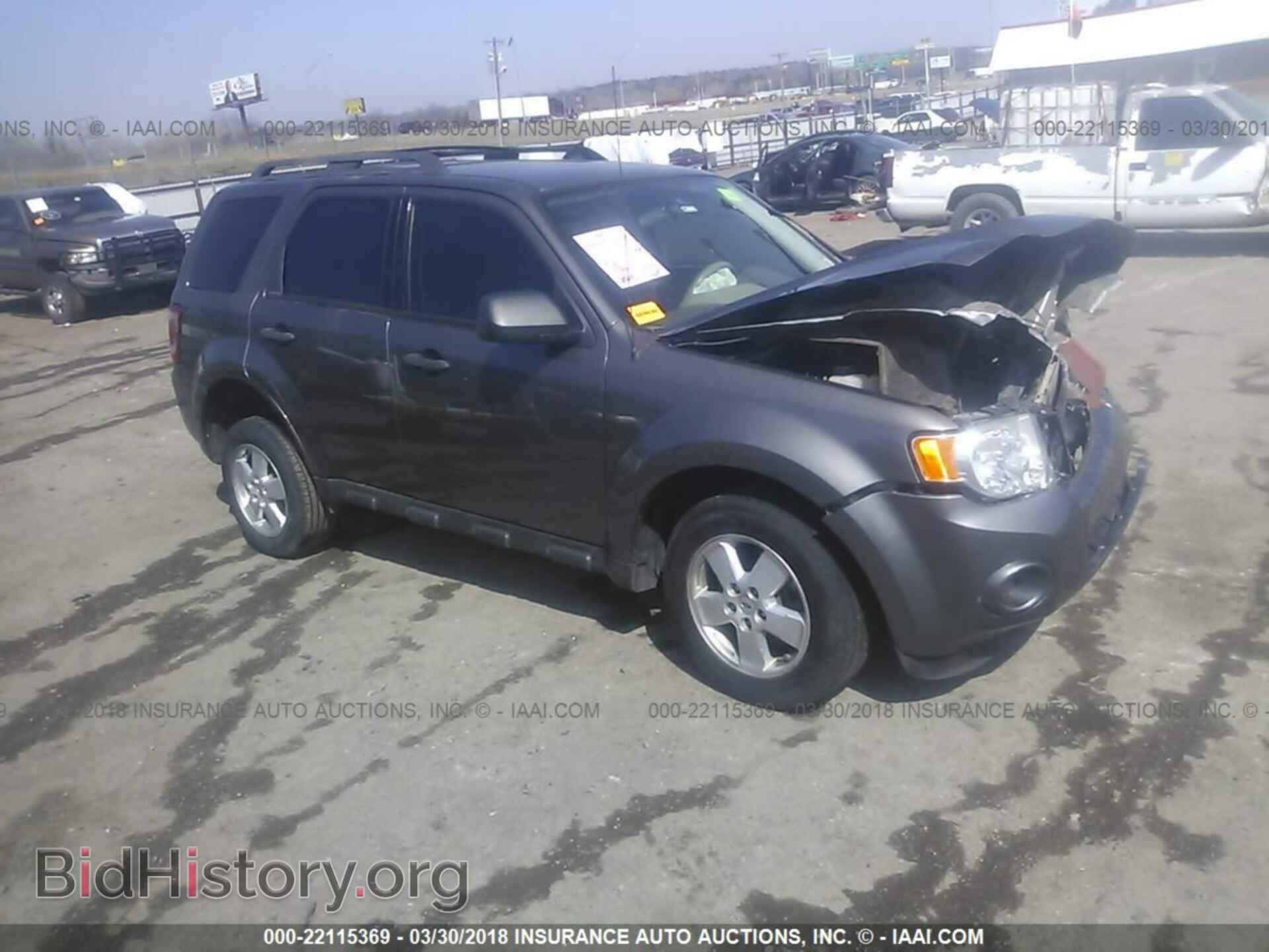 Фотография 1FMCU0C76CKC20273 - Ford Escape 2012