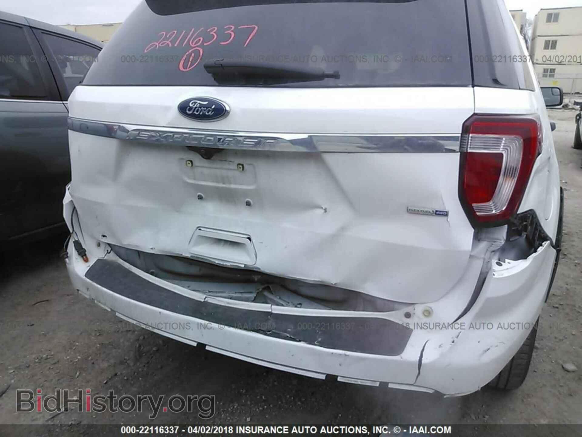 2016 Ford Explorer - VIN: 1FM5K8B86GGA57544 - Photo 6