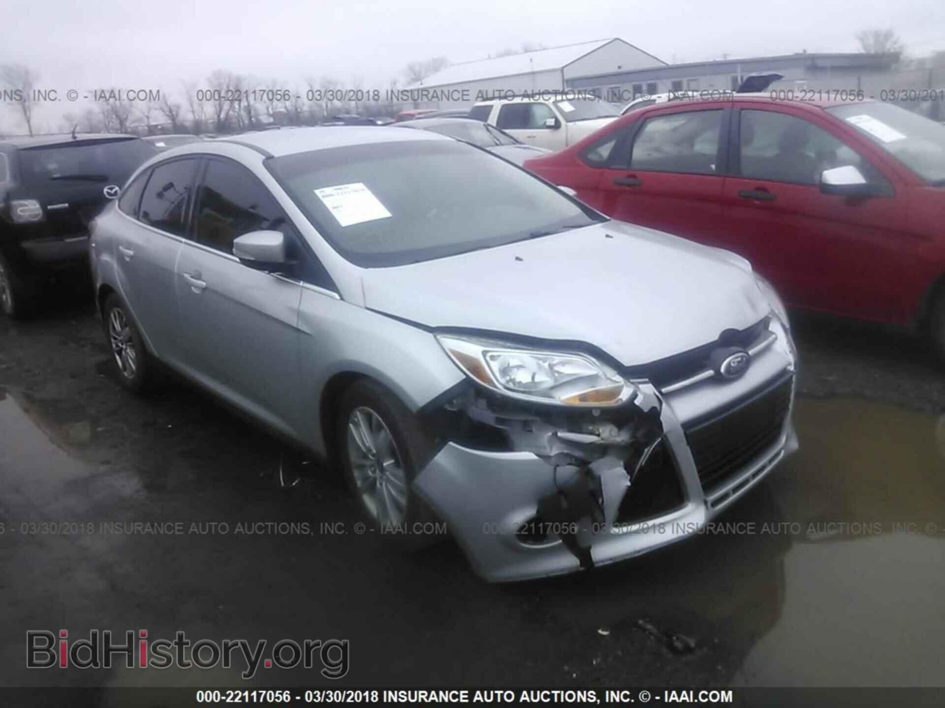 Photo 1FAHP3H26CL367189 - Ford Focus 2012