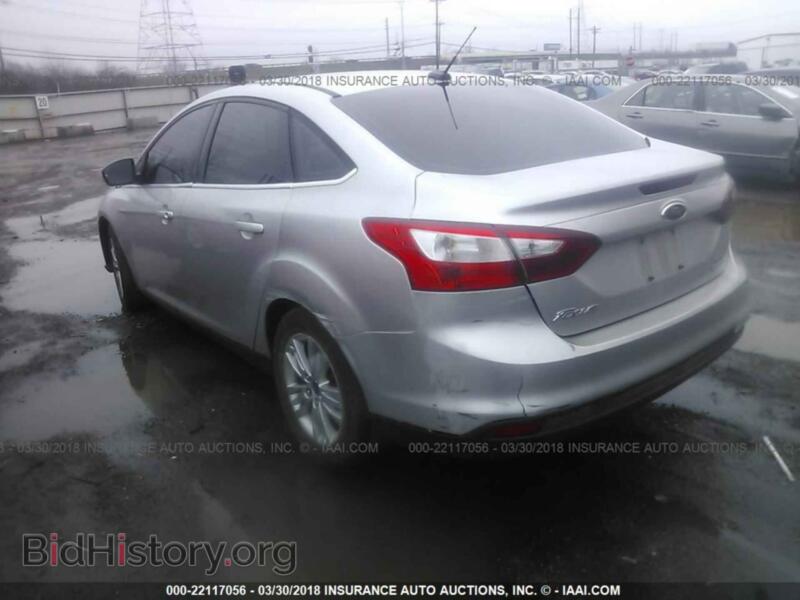 2012 Ford FOCUS (VIN 1FAHP3H26CL367189) — фото 3 из 10