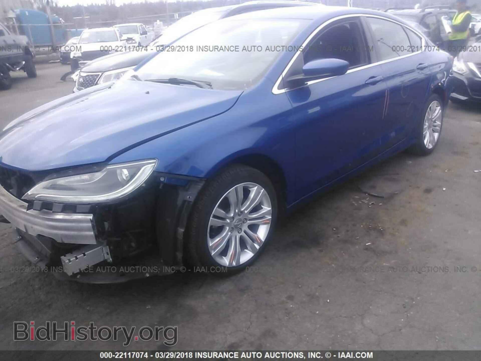2015 Chrysler 200 - VIN: 1C3CCCAB7FN653012 - Photo 2