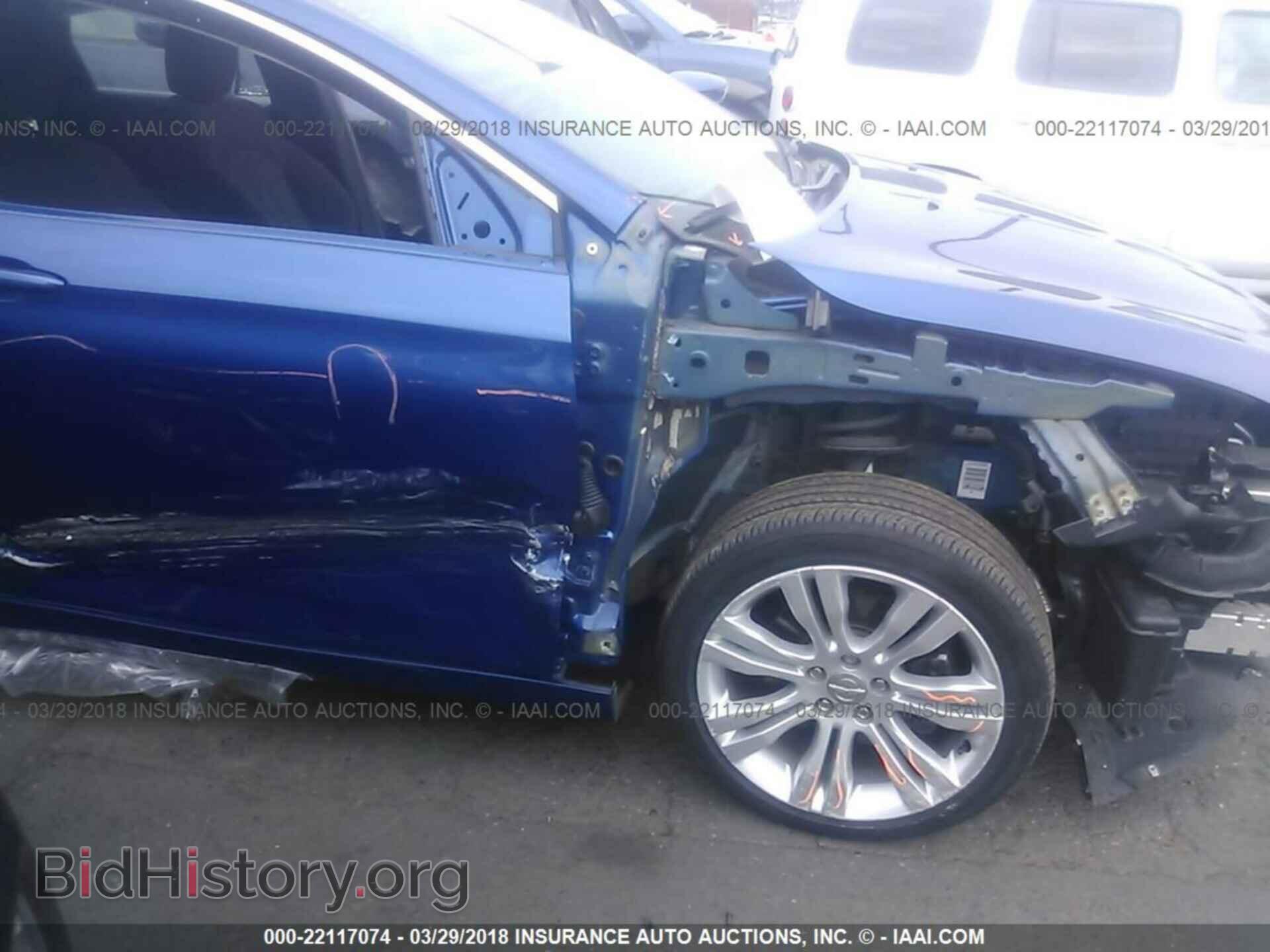 2015 Chrysler 200 - VIN: 1C3CCCAB7FN653012 - Photo 6