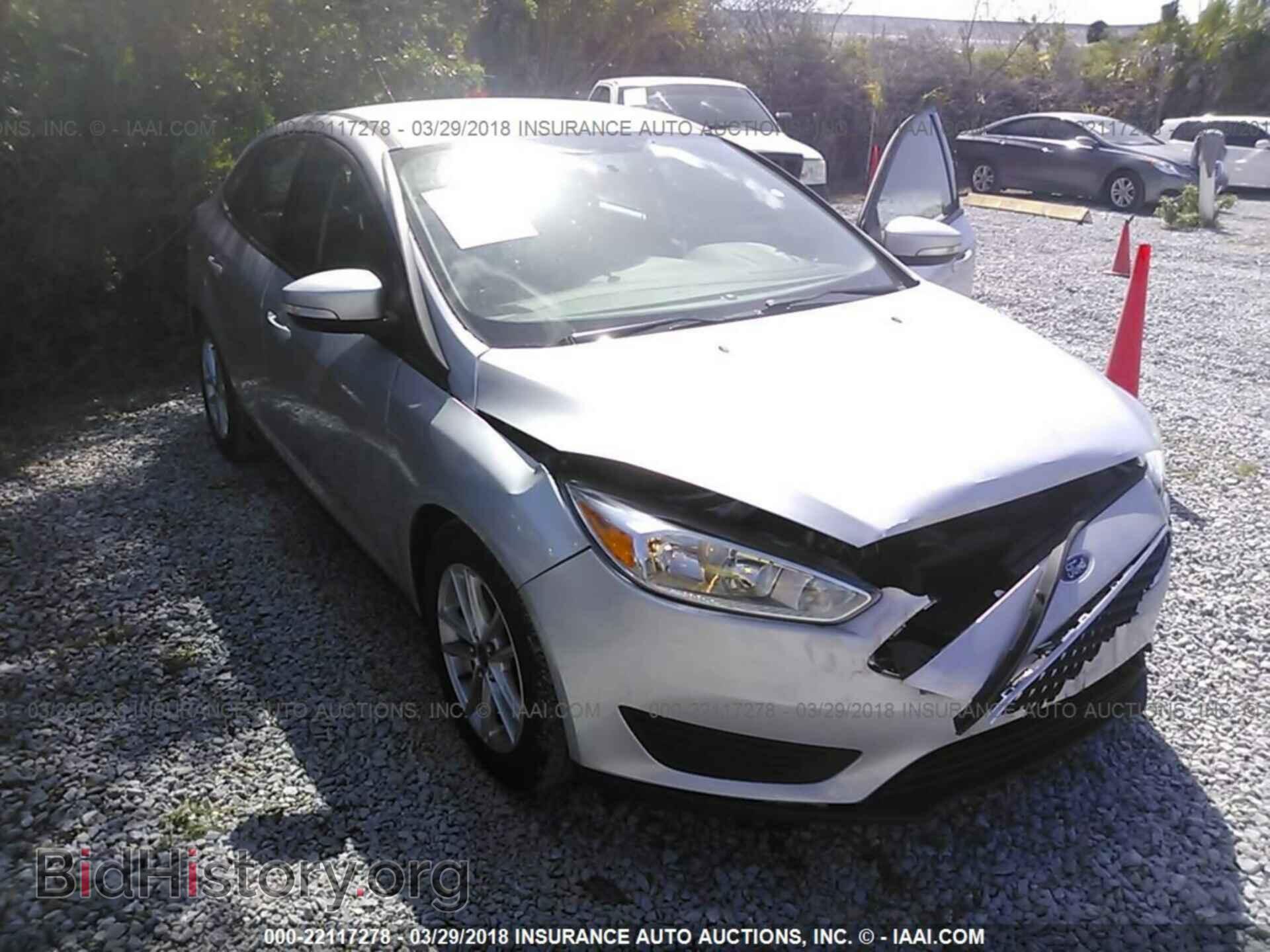 Photo 1FADP3F21FL329777 - Ford Focus 2015