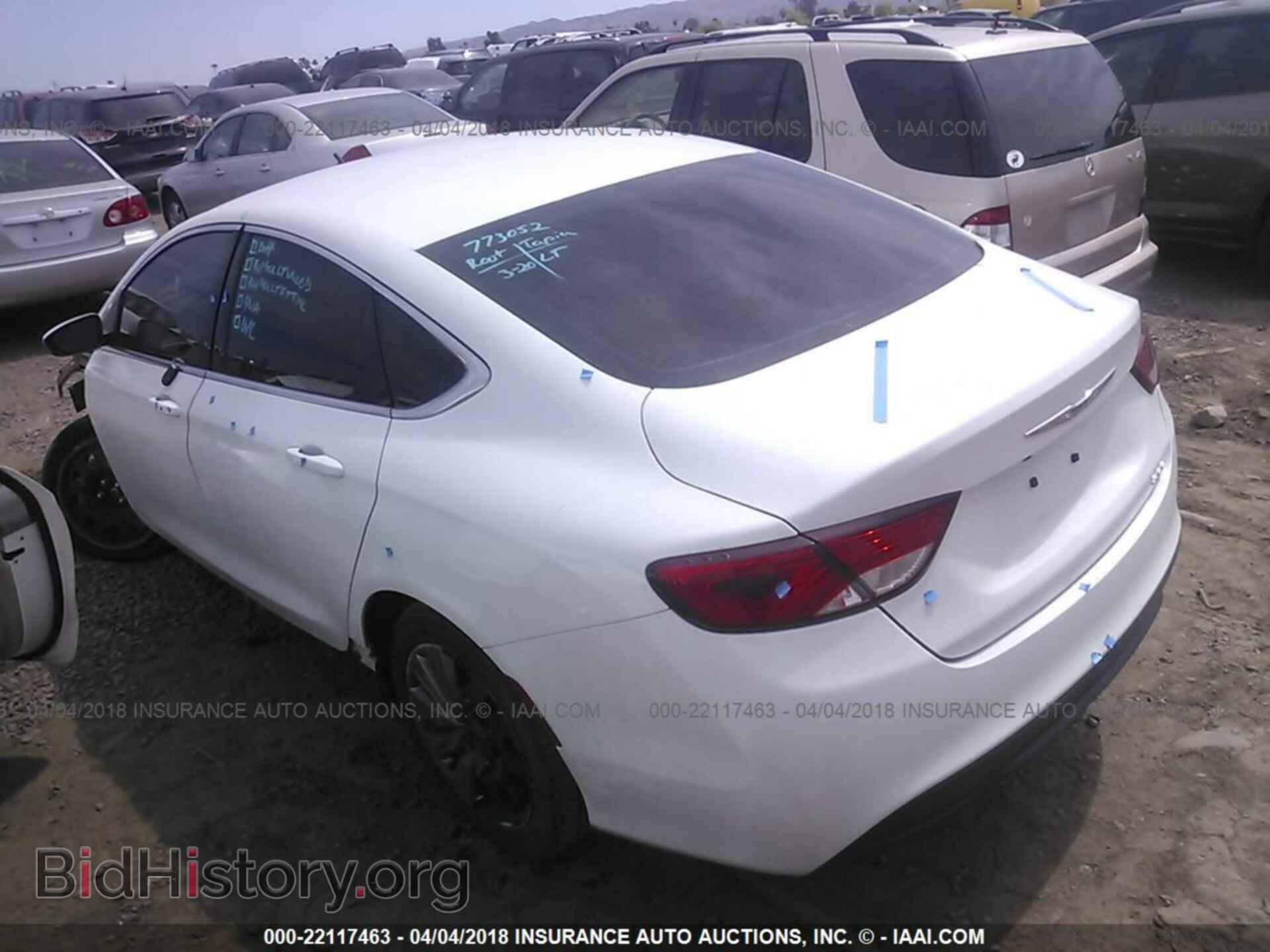 2015 Chrysler 200 - VIN: 1C3CCCFB7FN569510 - Photo 3