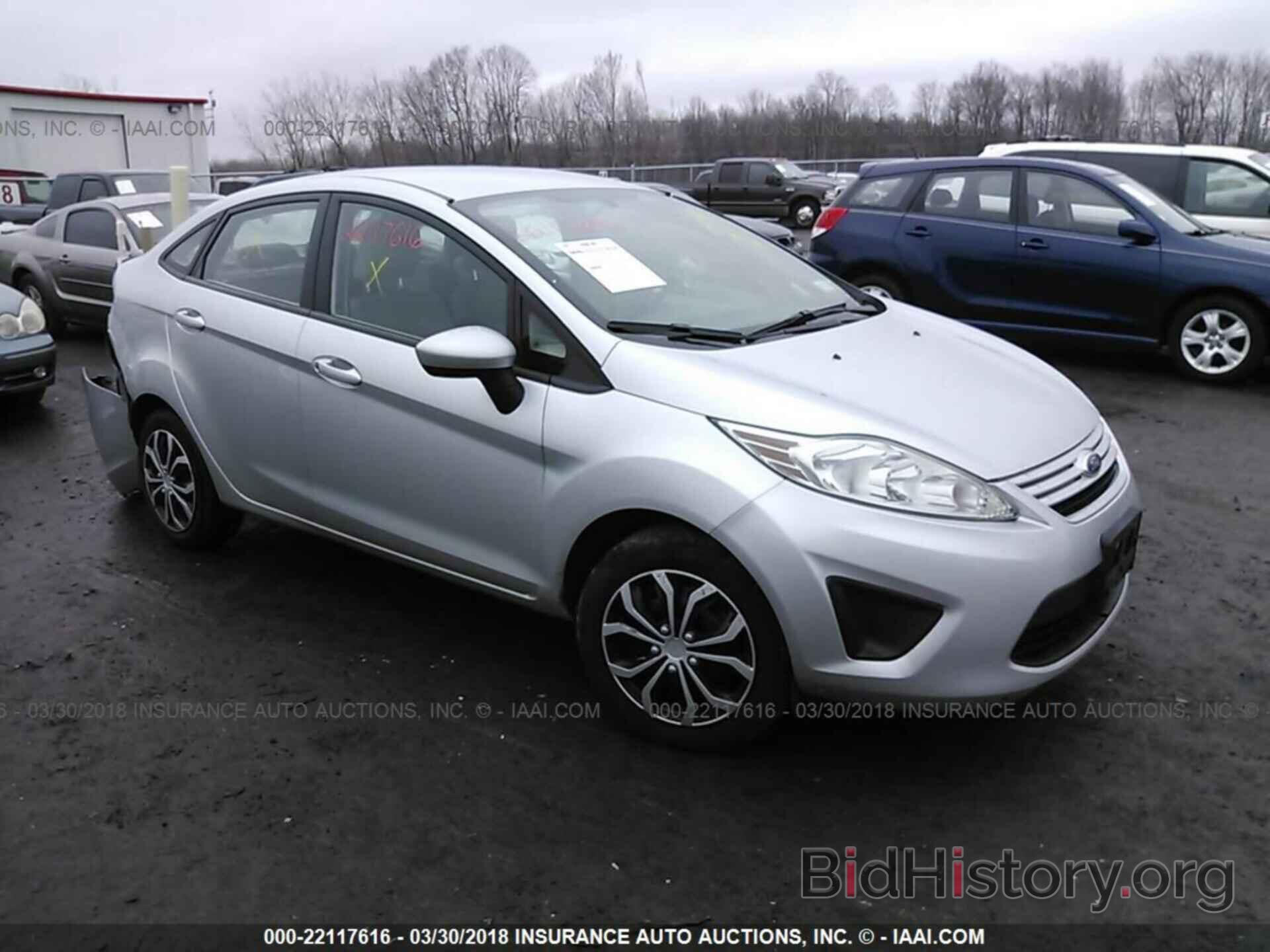 Photo 3FADP4AJ3CM180206 - Ford Fiesta 2012