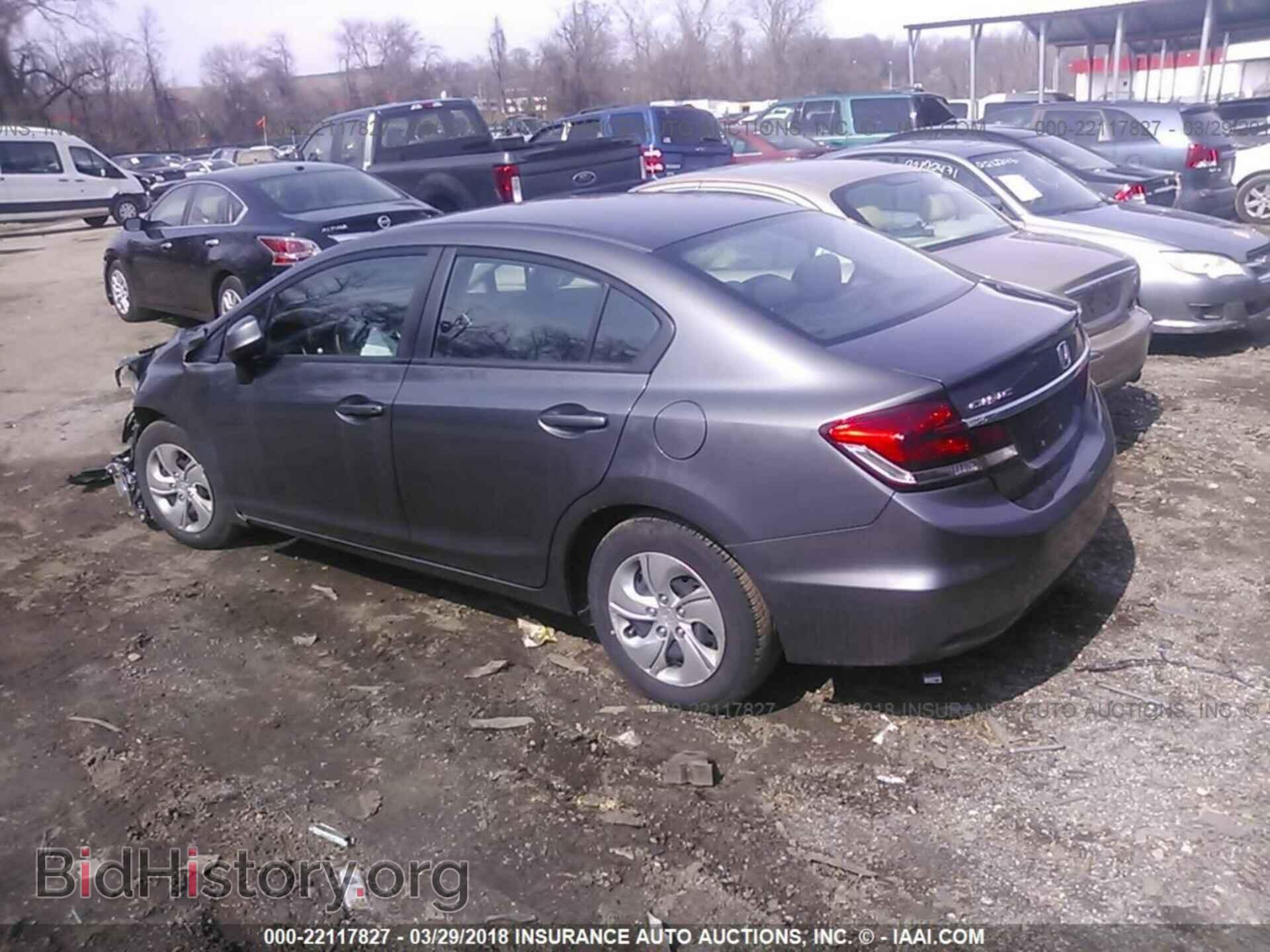 2013 Honda Civic - VIN: 2HGFB2F58DH583374 - Фото 3