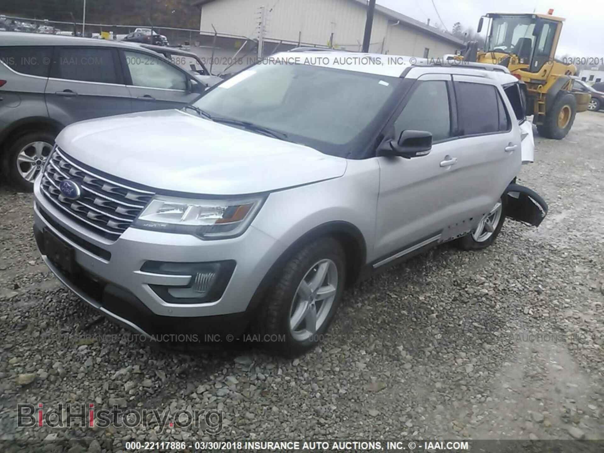 2017 Ford Explorer - VIN: 1FM5K8D85HGD01568 - Photo 2